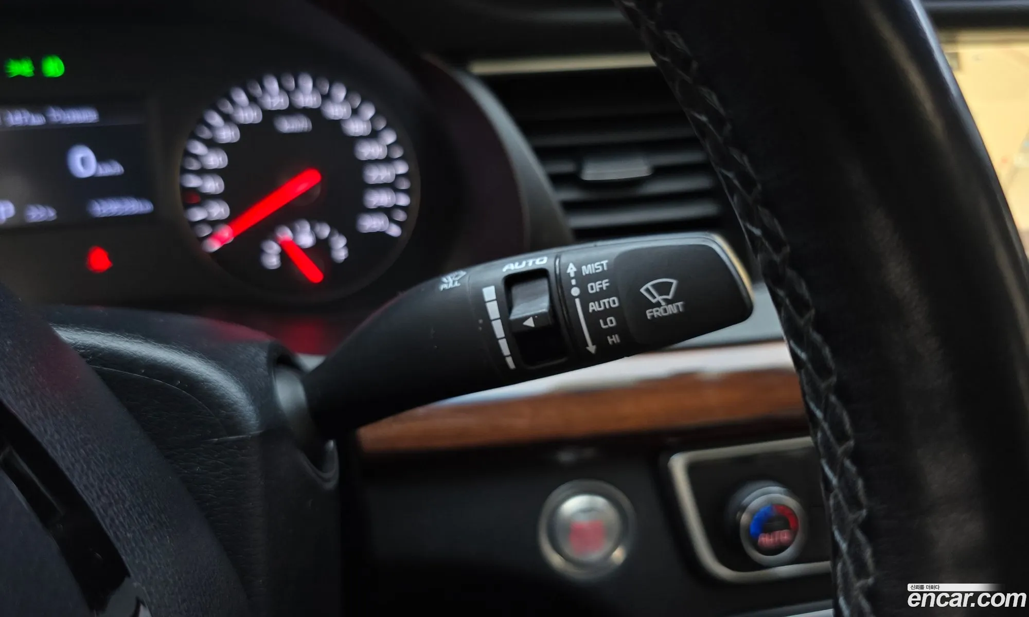 Kia K7 2016 — 11