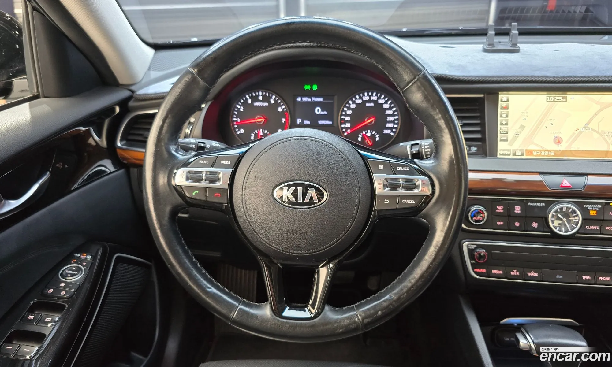 Kia K7 2016 — 10