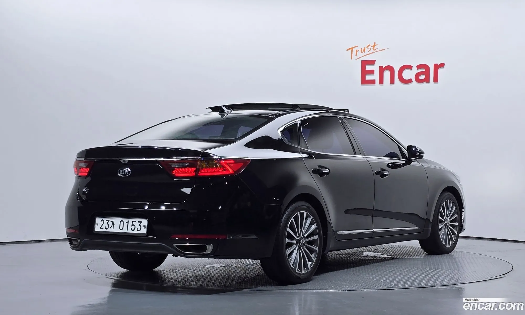 Kia K7 2016 — 12