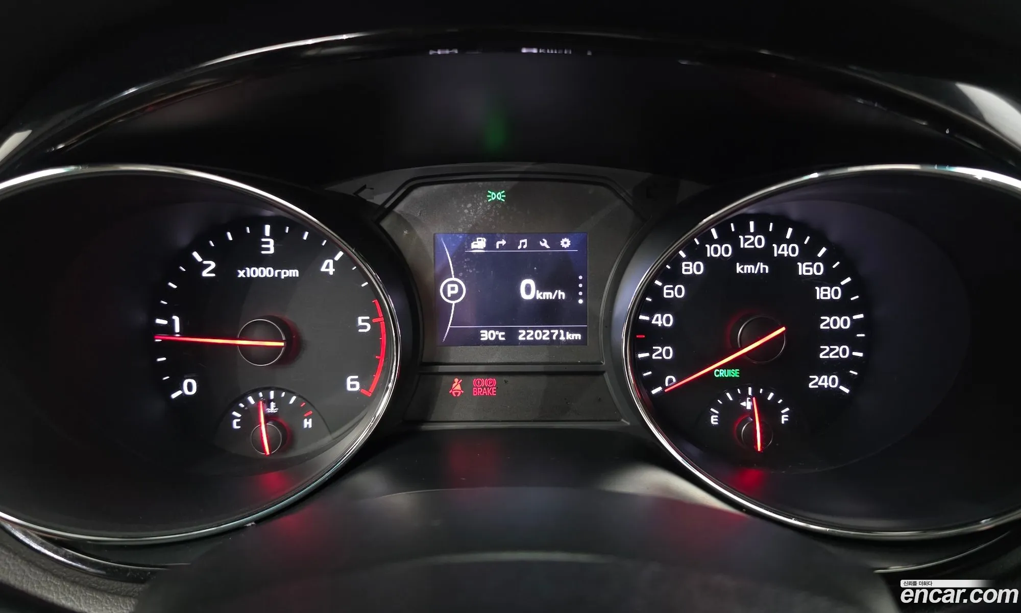 Kia Carnival 2017 — 13