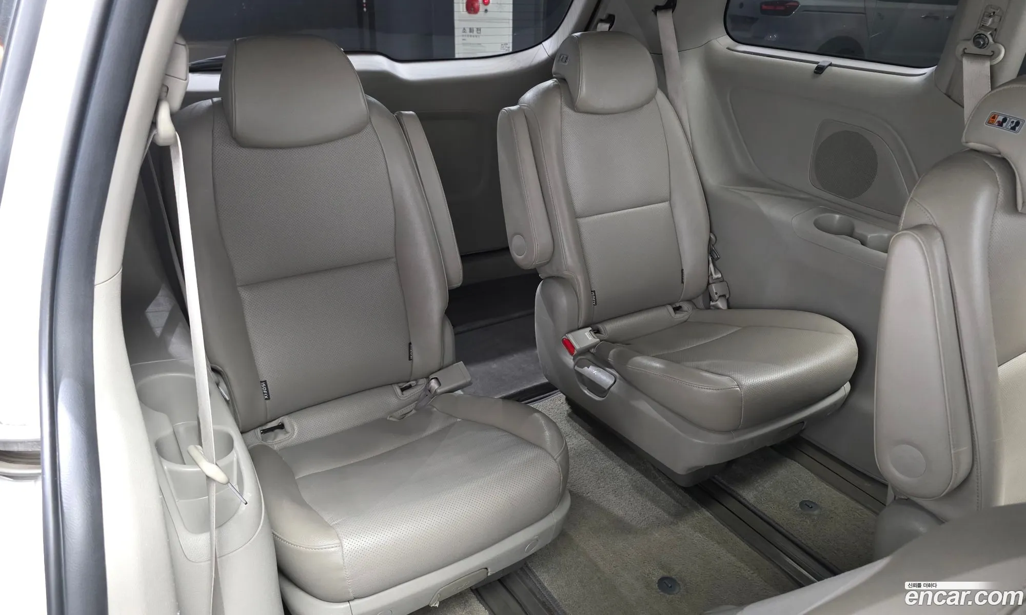 Kia Carnival 2017 — 20