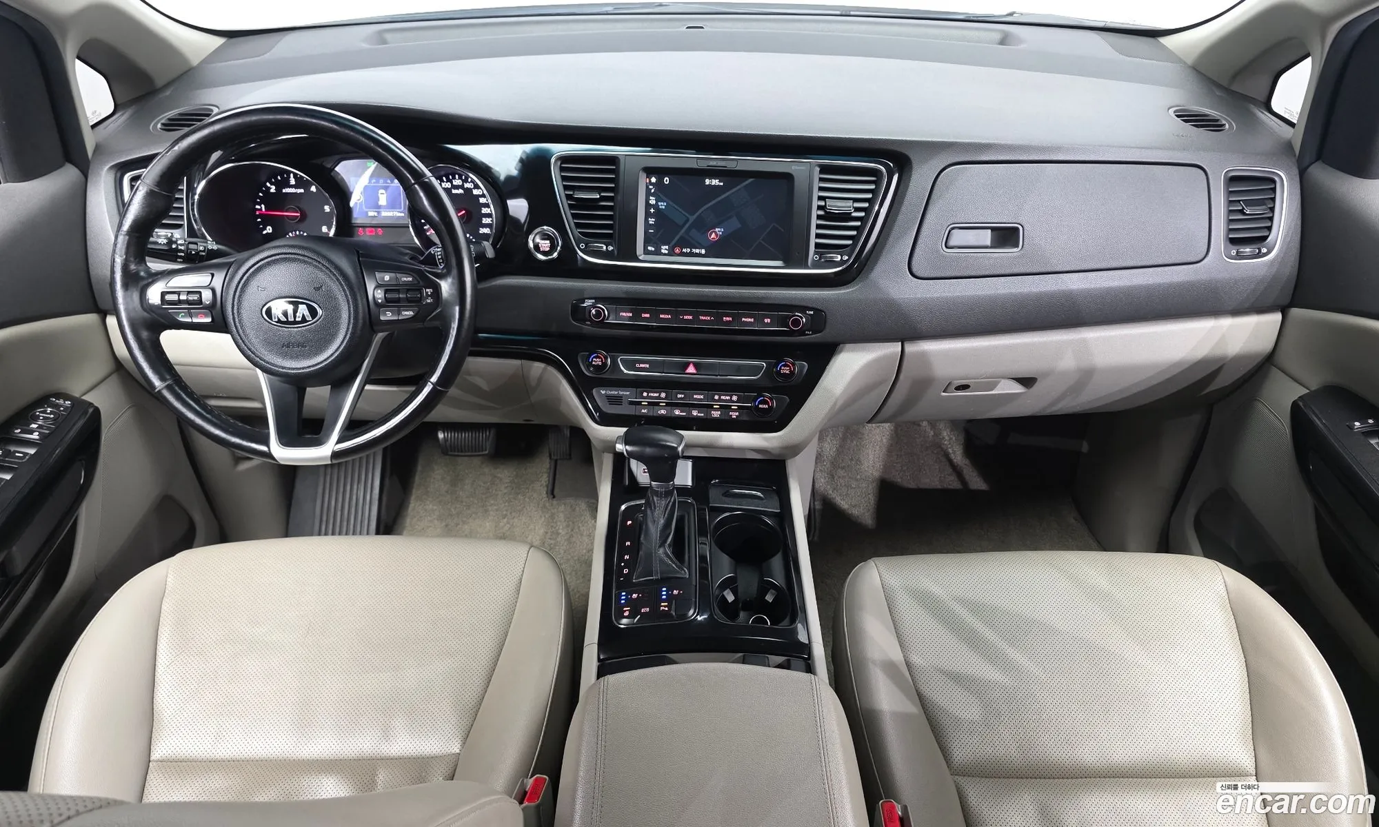 Kia Carnival 2017 — 4