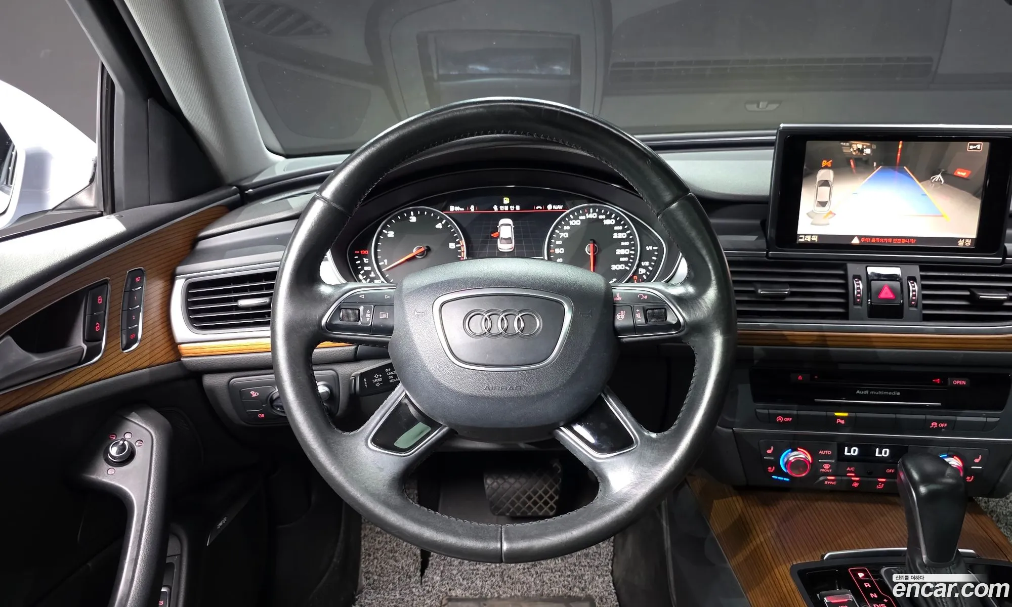 Audi A6 2015 — 12
