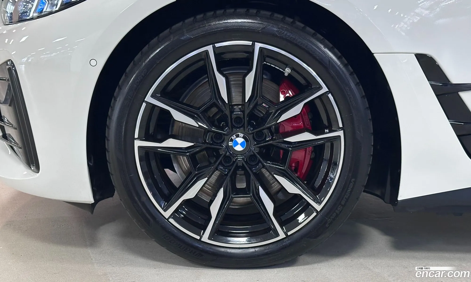 BMW i4 2025 — 8
