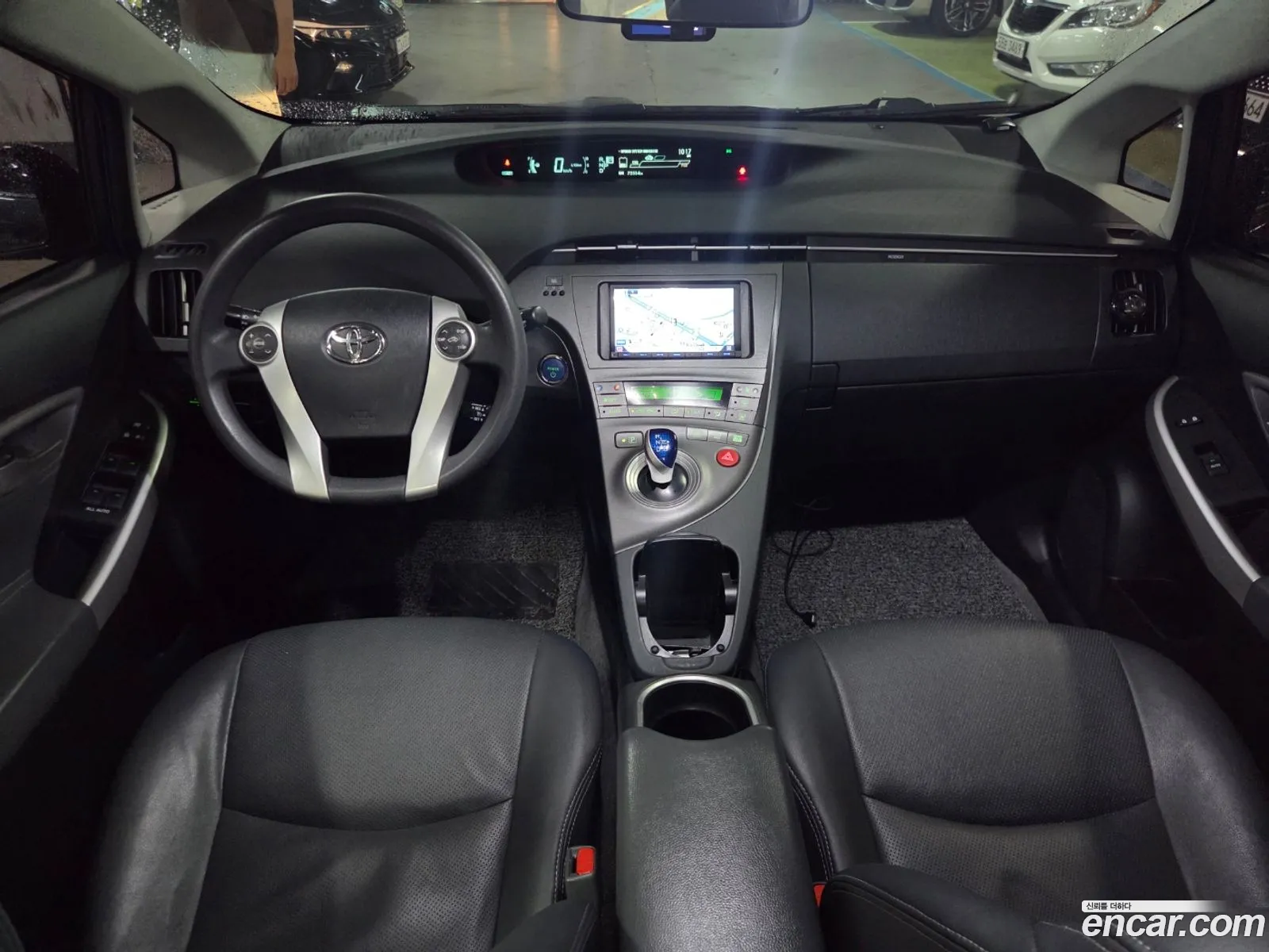 Toyota Prius 2014 — 14