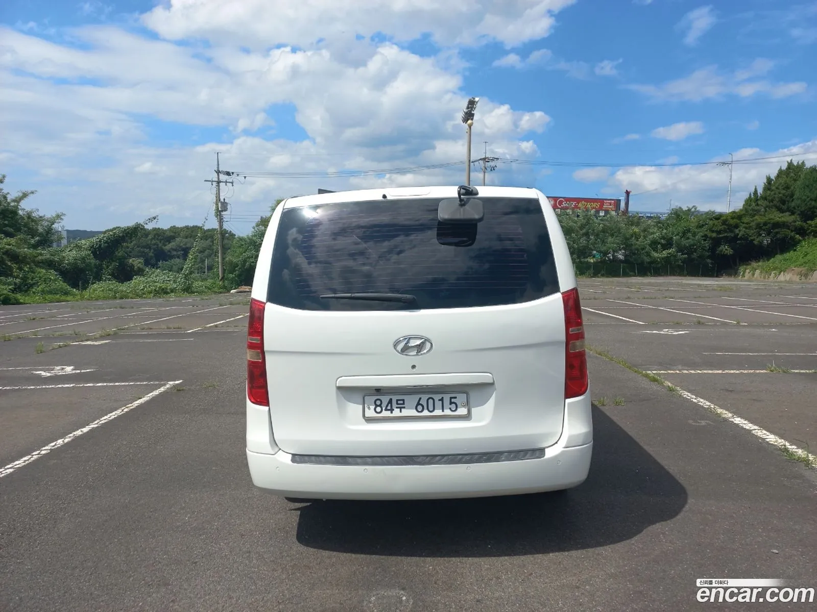 Hyundai Grand Starex 2011 — 2