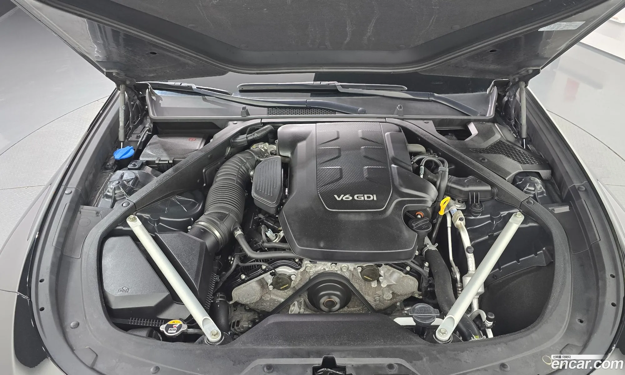Kia K9 2022 KNAS2418DNS041807 — 16