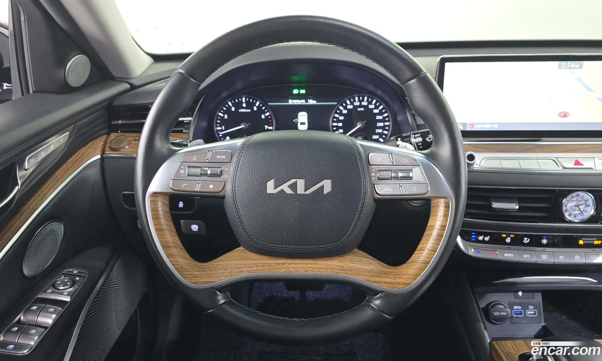Kia K9 2022 KNAS2418DNS041807 — 7