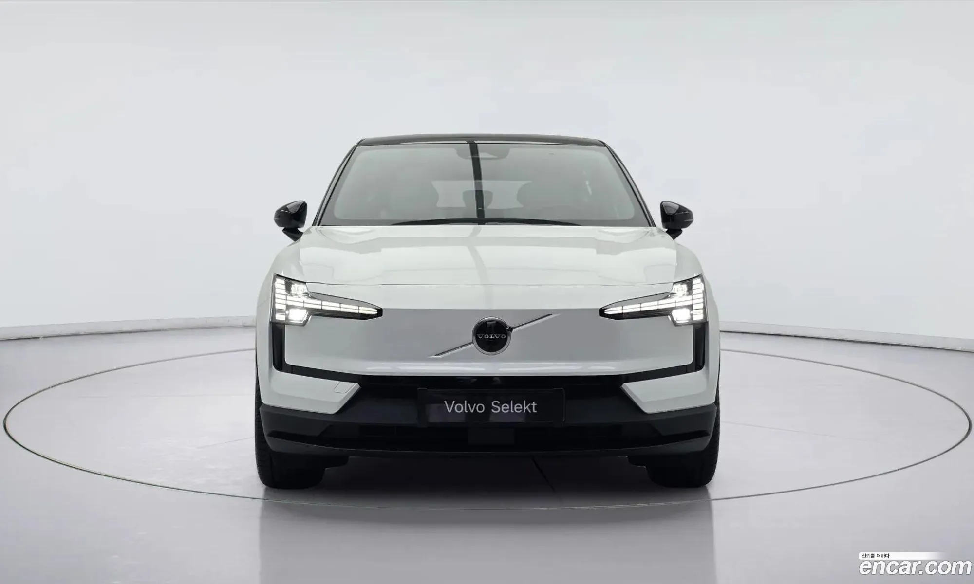 Volvo EX30 2025 — 18