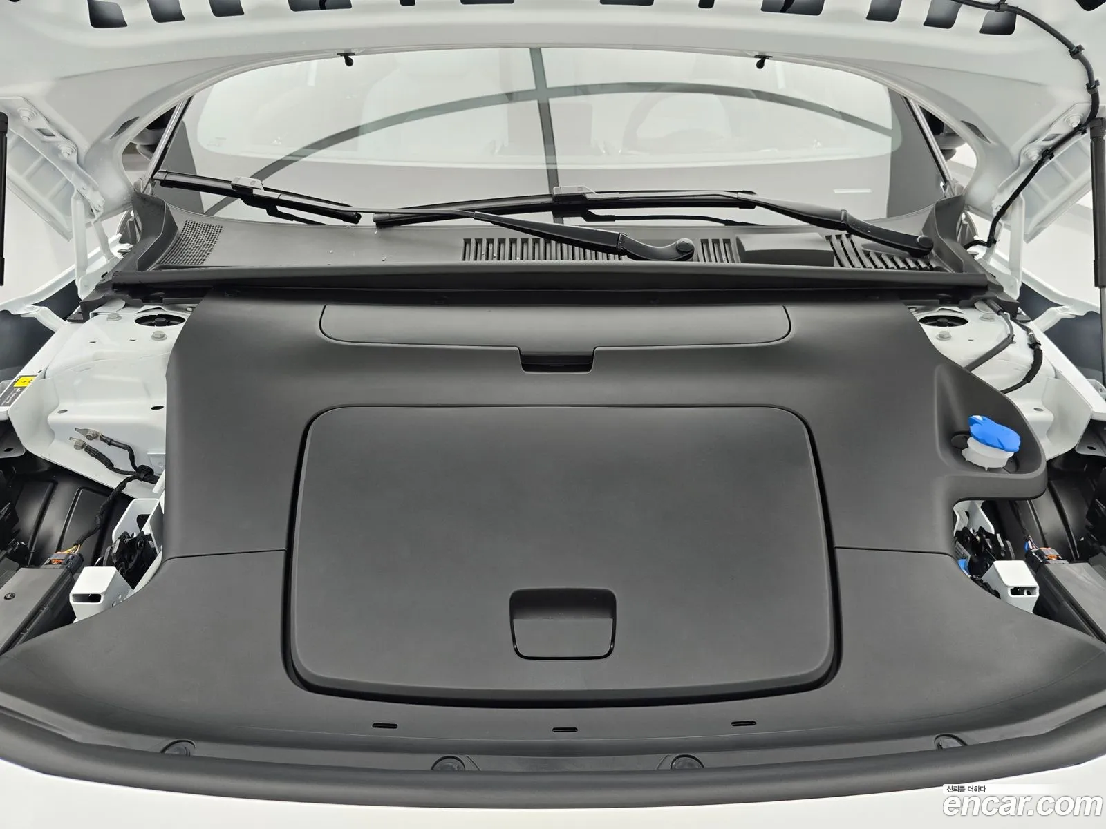 Volvo EX30 2025 — 12