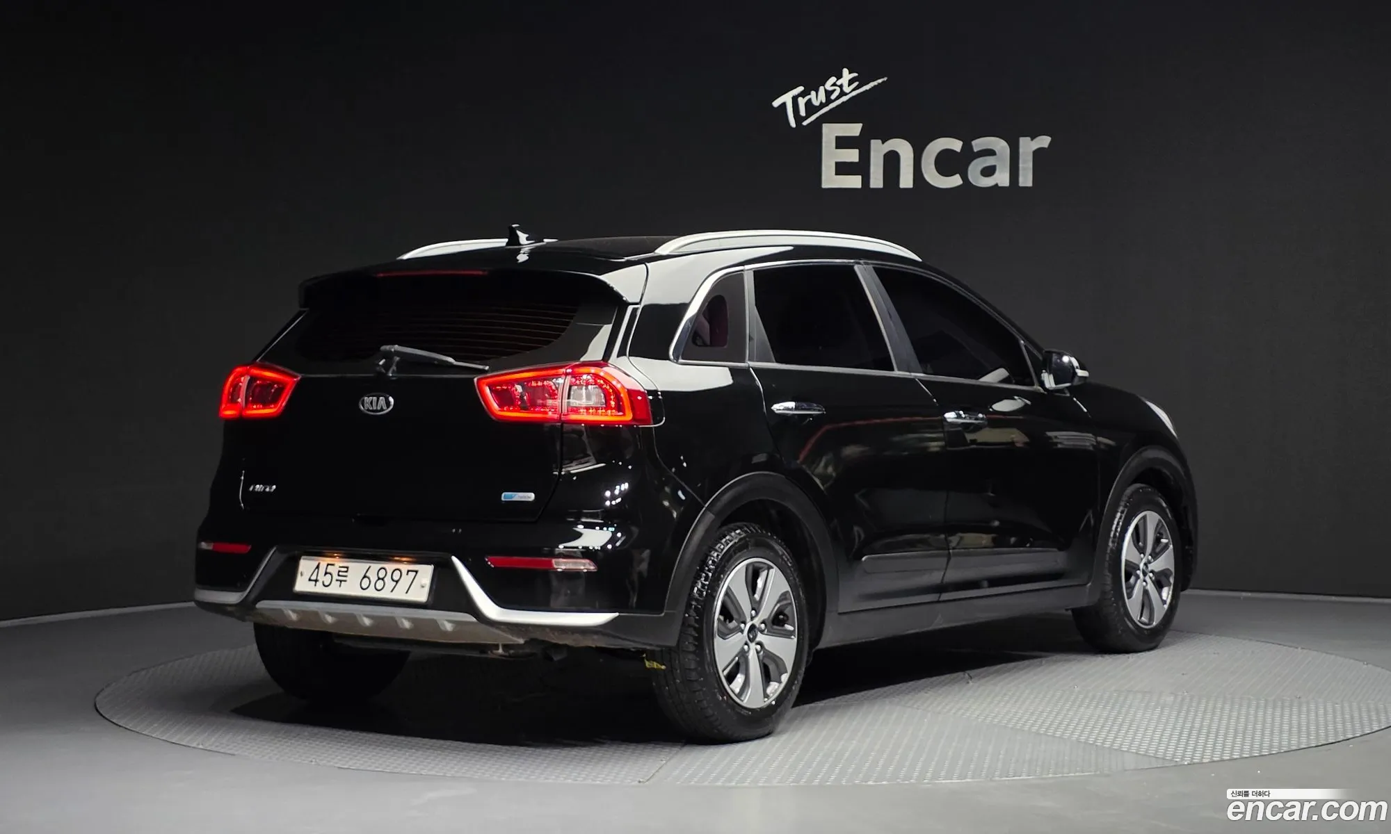 Kia Niro 2018 KNACB81CGJA245487 — 20