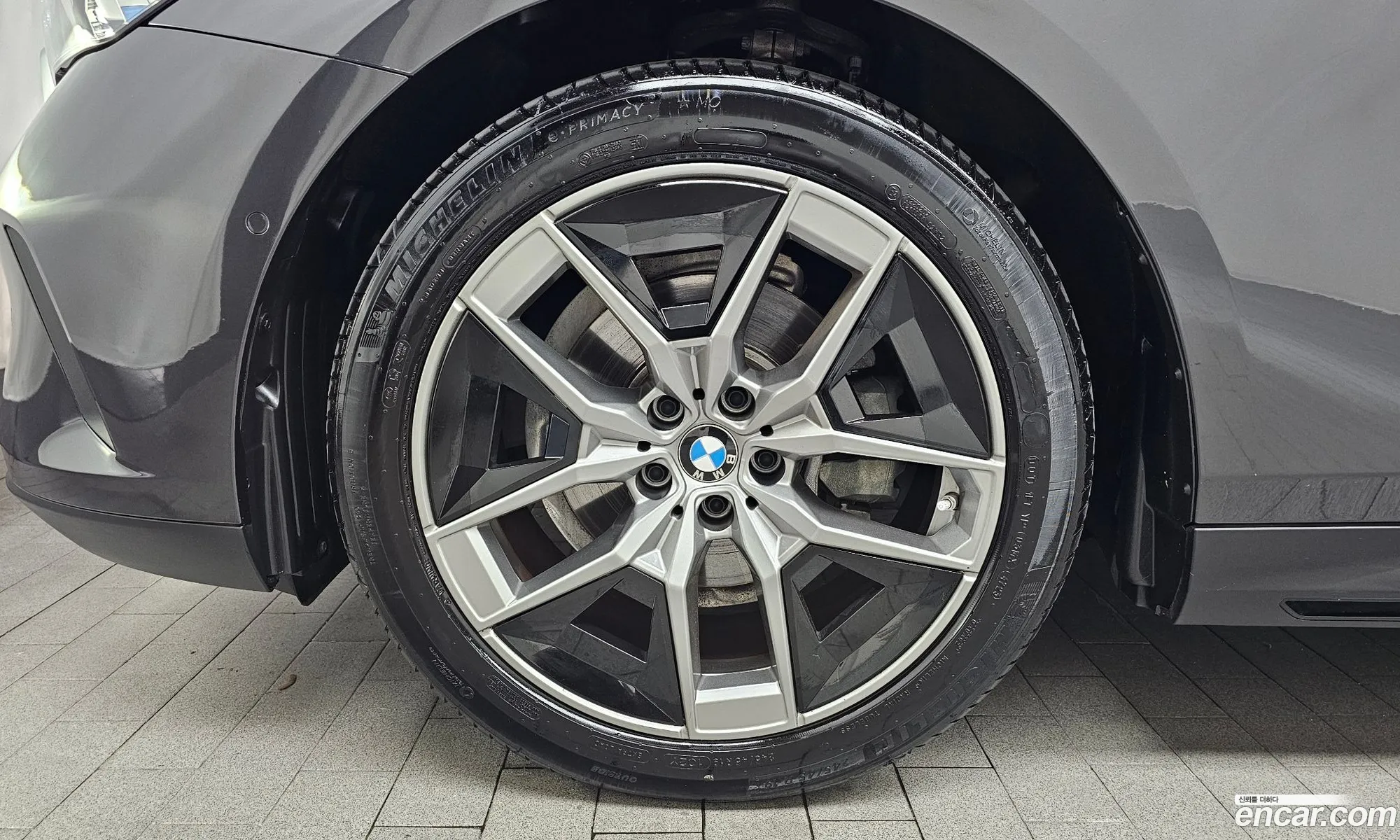 BMW 5 Series 2023 WBA21FJ0XRCP91900 — 23