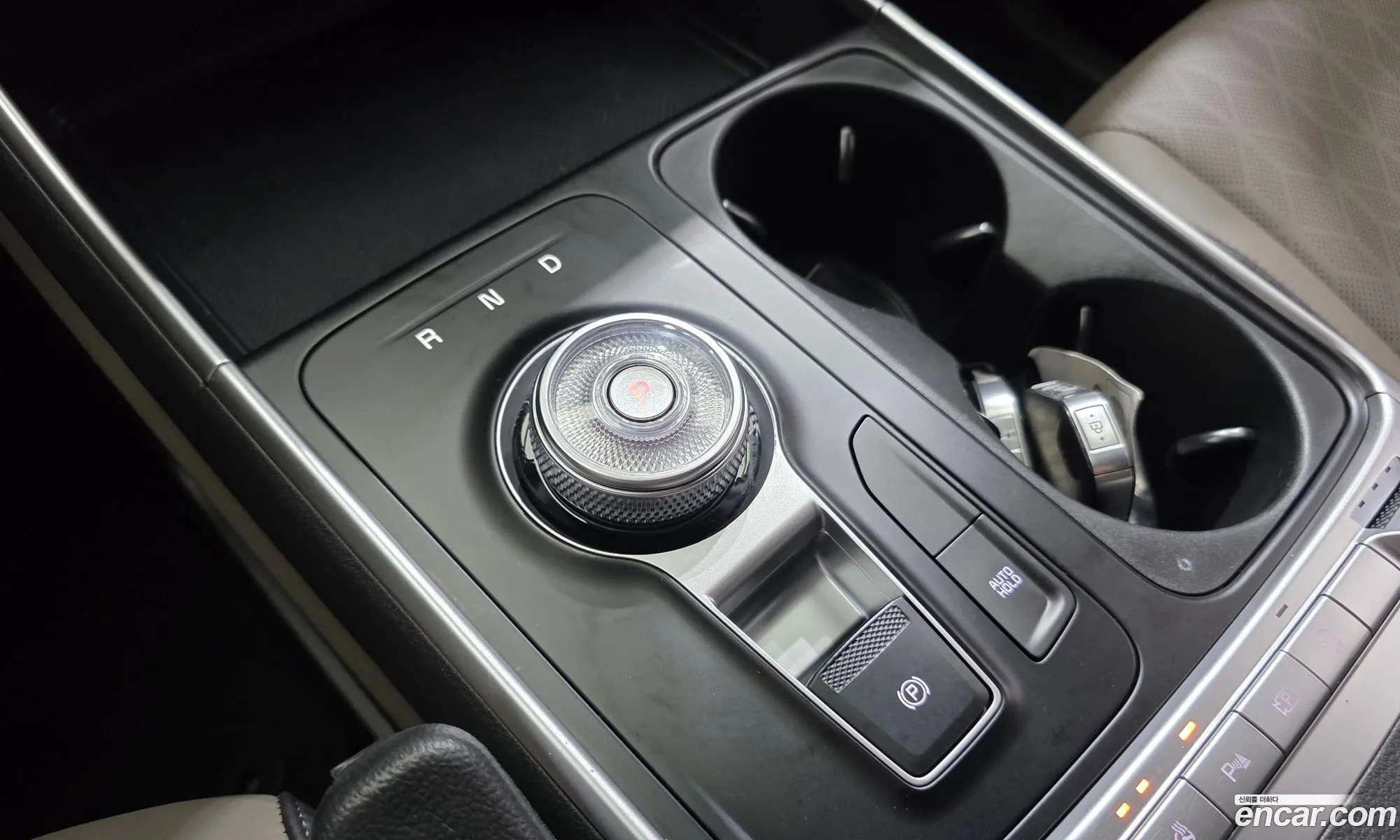 Kia Carnival 2024 — 30