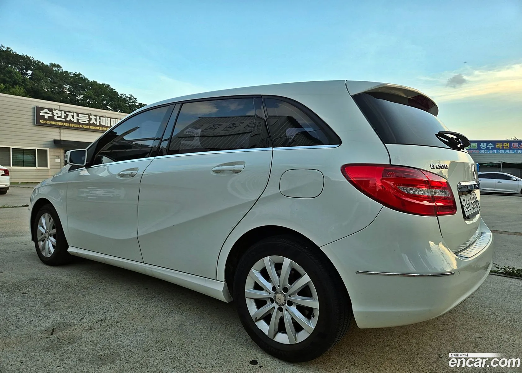 Mercedes-Benz B-Class W246 2014 — 16