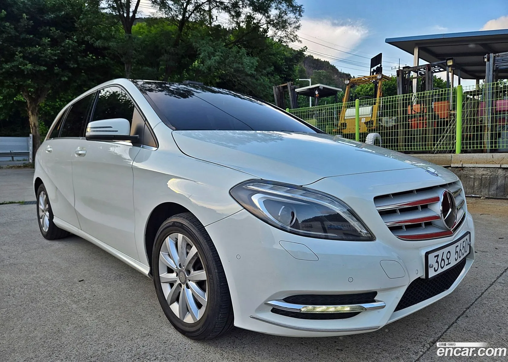 Mercedes-Benz B-Class W246 2014 — 9