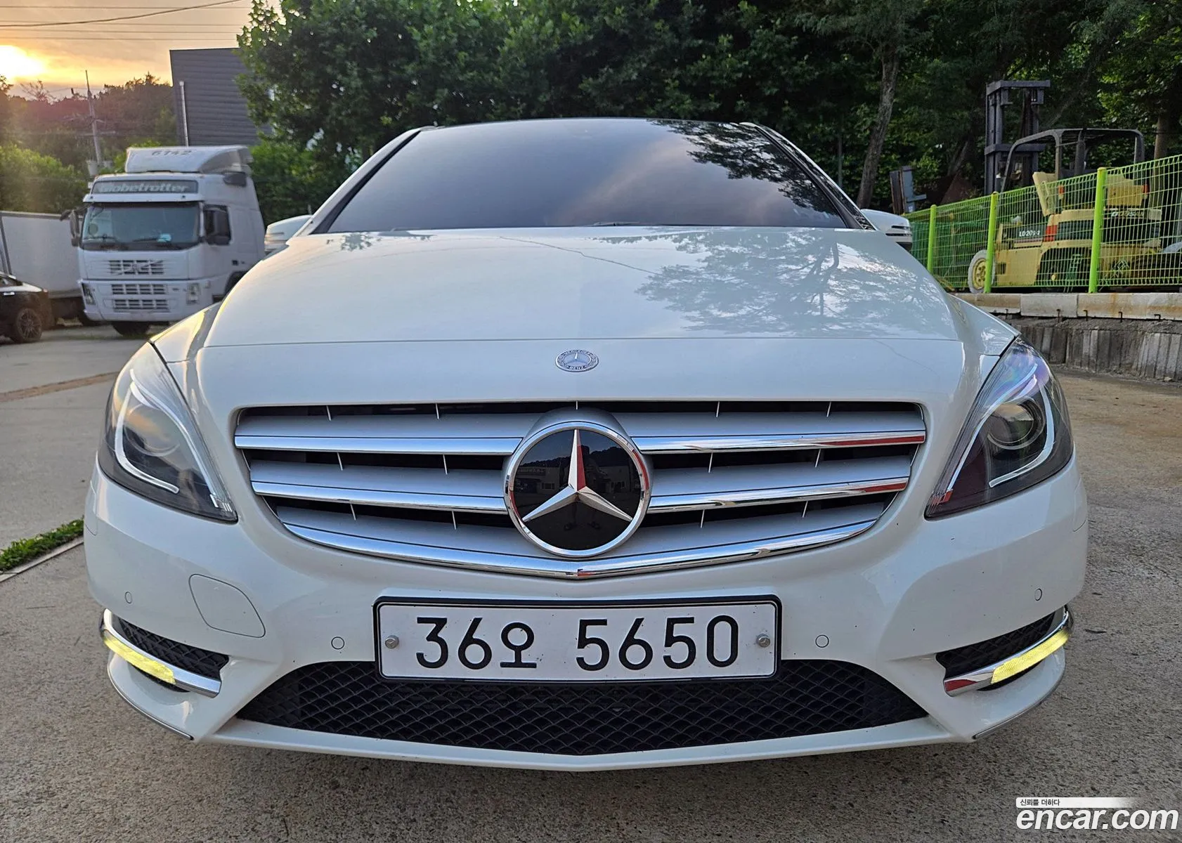 Mercedes-Benz B-Class W246 2014 — 19