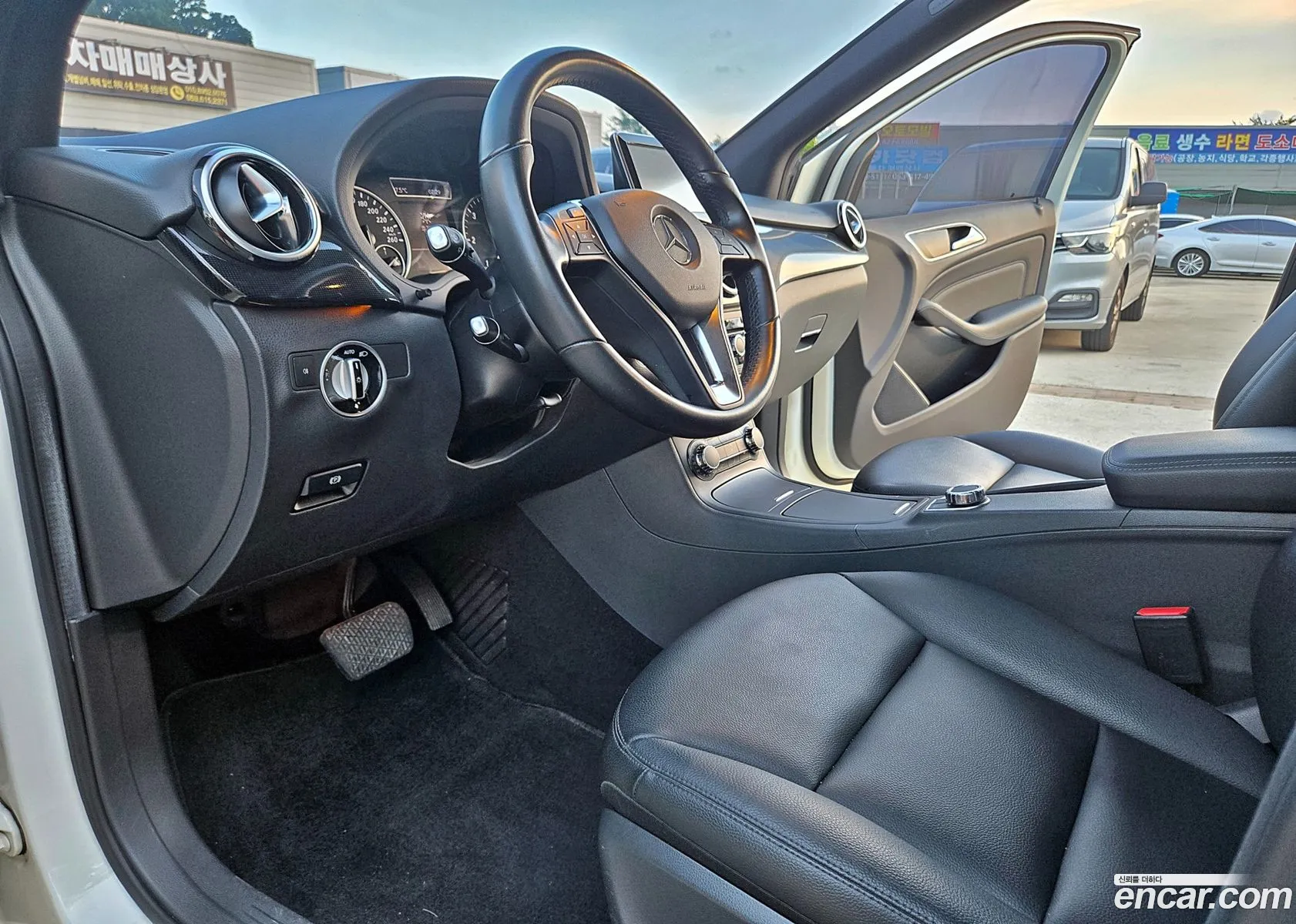 Mercedes-Benz B-Class W246 2014 — 13