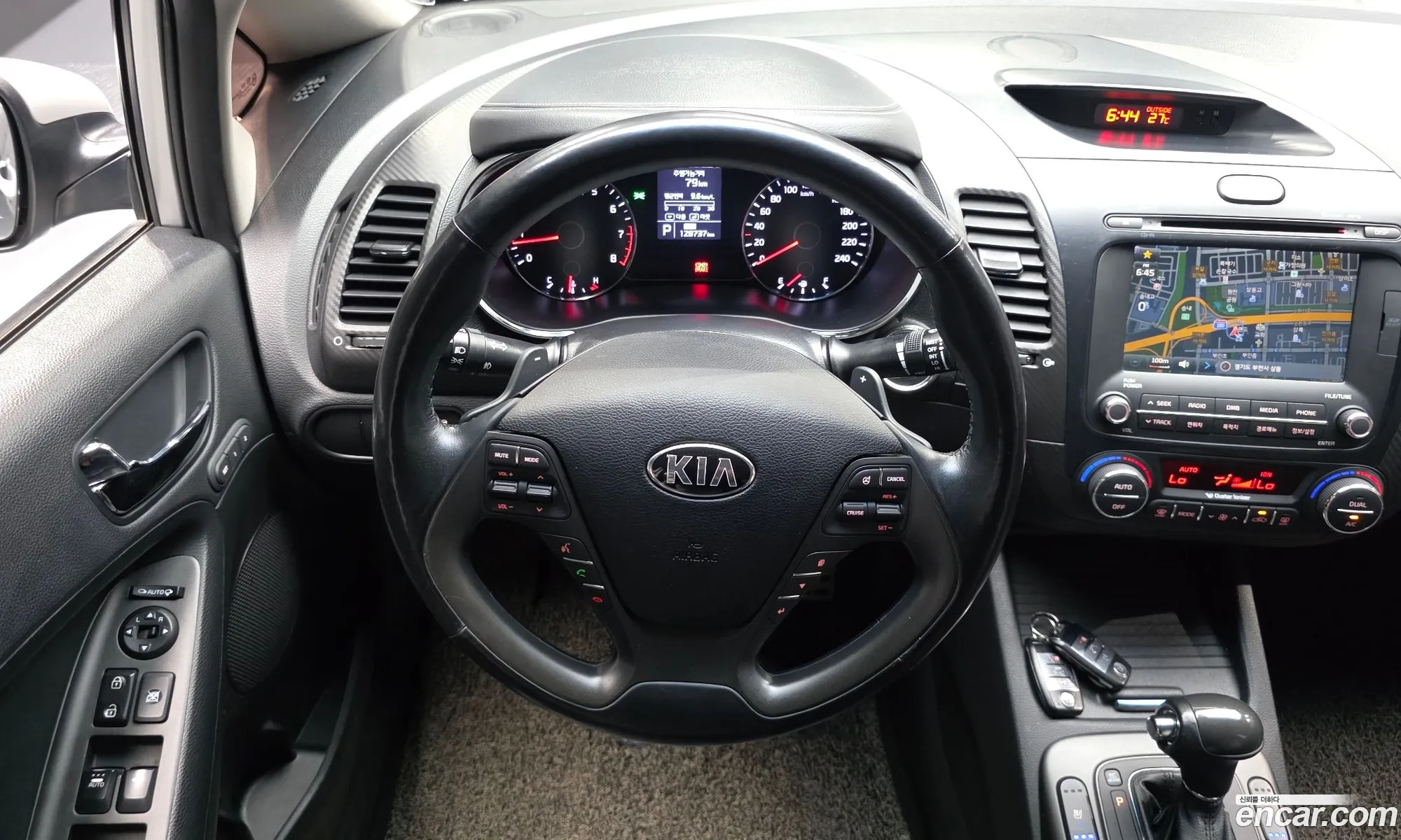 Kia K3 2013 KNAFZ412BDA090380 — 4