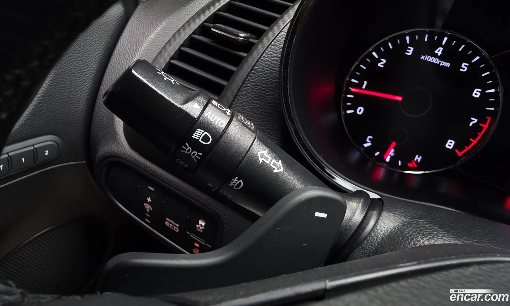 Kia K3 2013 KNAFZ412BDA090380 — 30