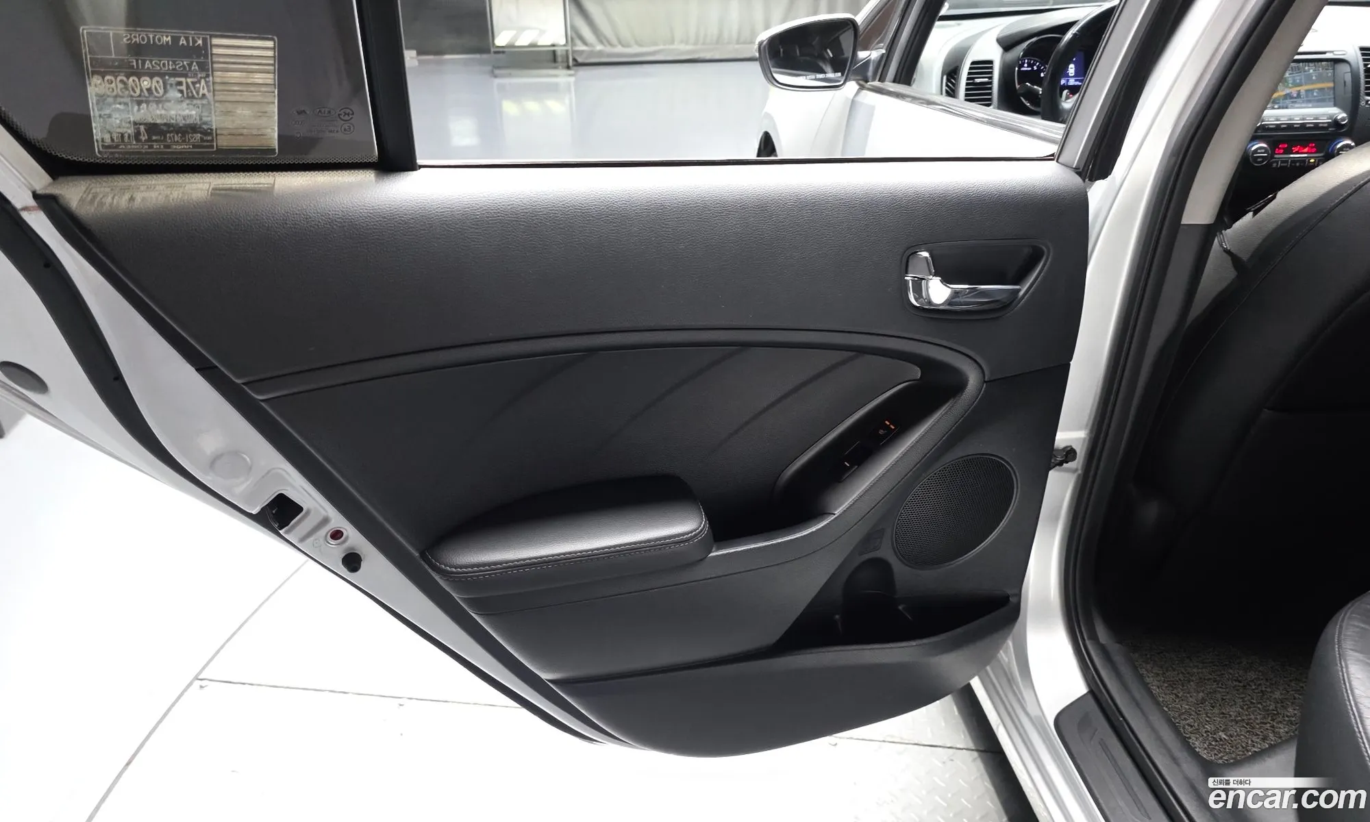 Kia K3 2013 KNAFZ412BDA090380 — 13