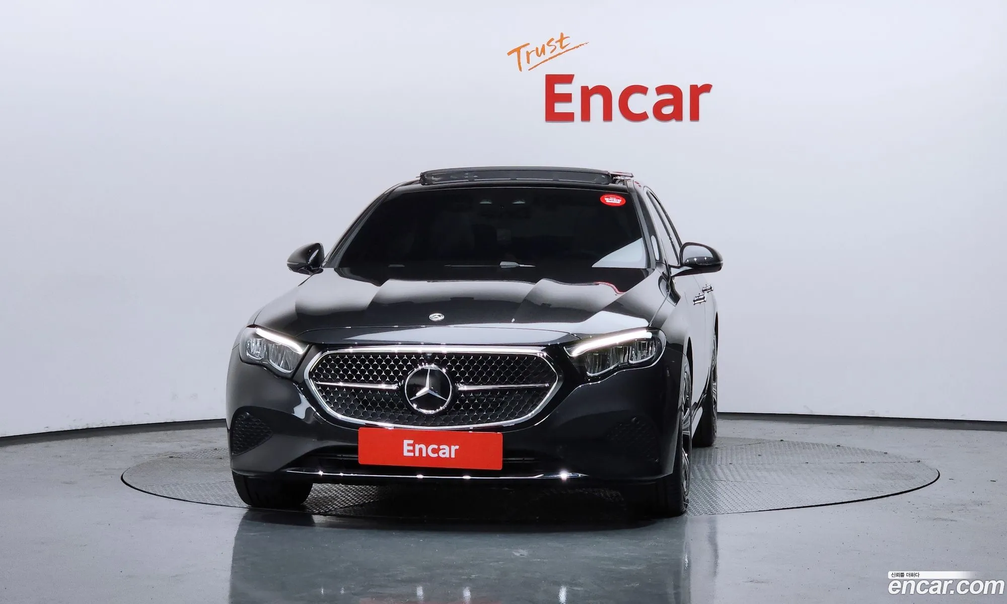 Mercedes-Benz E-Class W214 2025 — 4