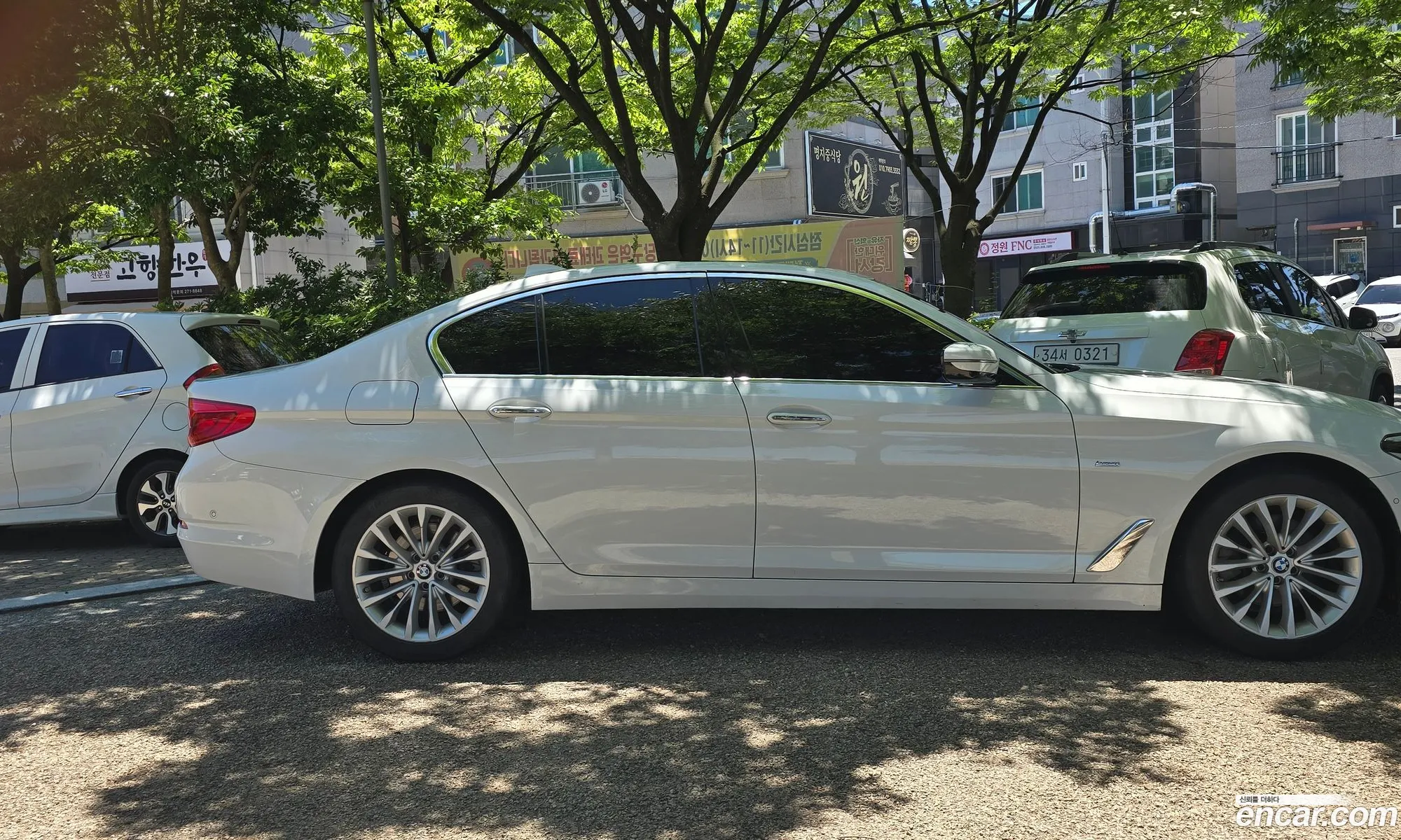 BMW 5 Series 2018 — 8