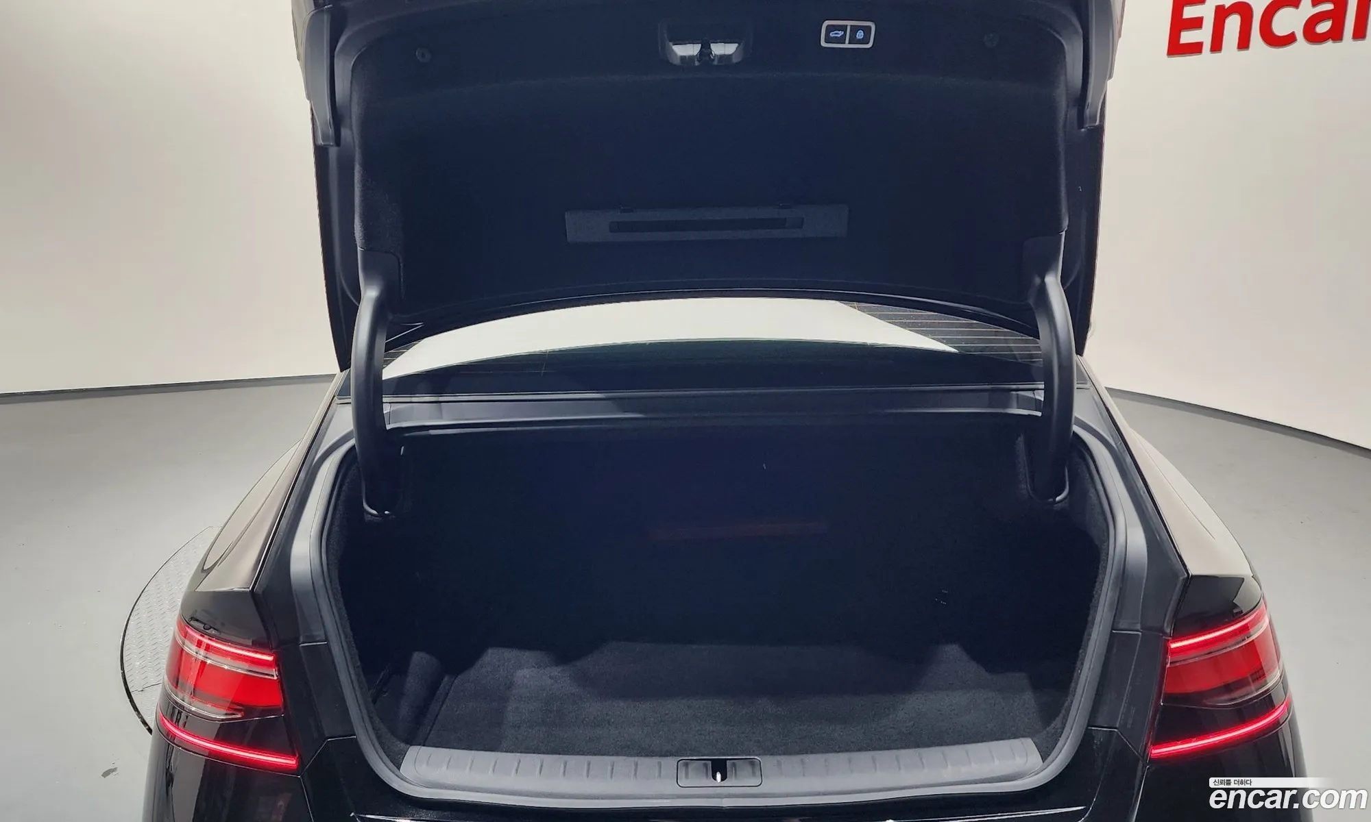Genesis G90 2022 KMTFA41DDNU006100 — 15