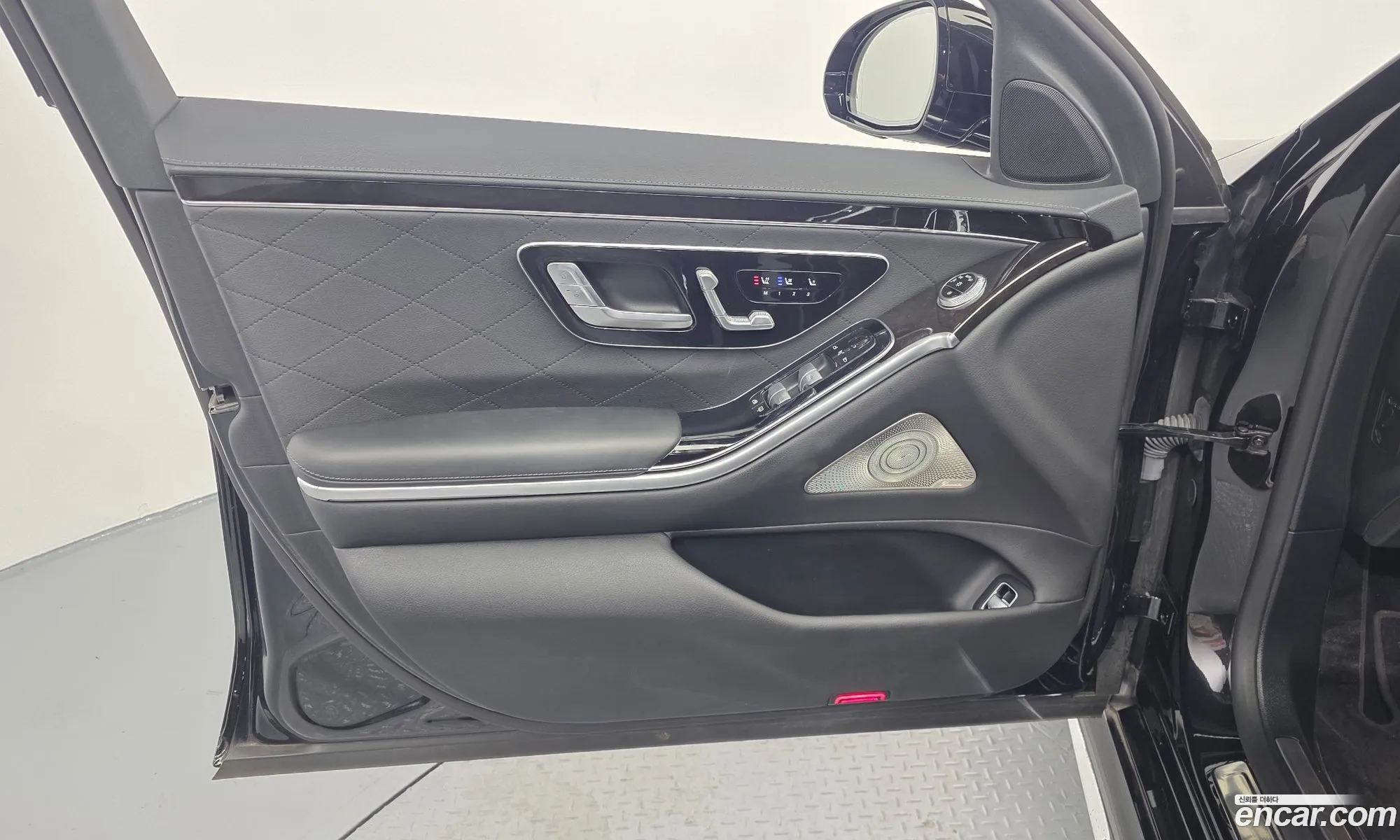 Mercedes-Benz S-Class W223 2021 — 19