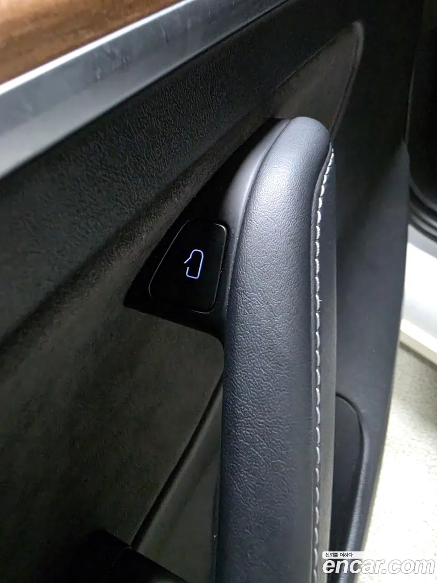 Tesla Model 3 2022 — 9