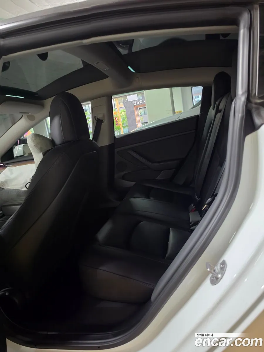 Tesla Model 3 2022 — 2