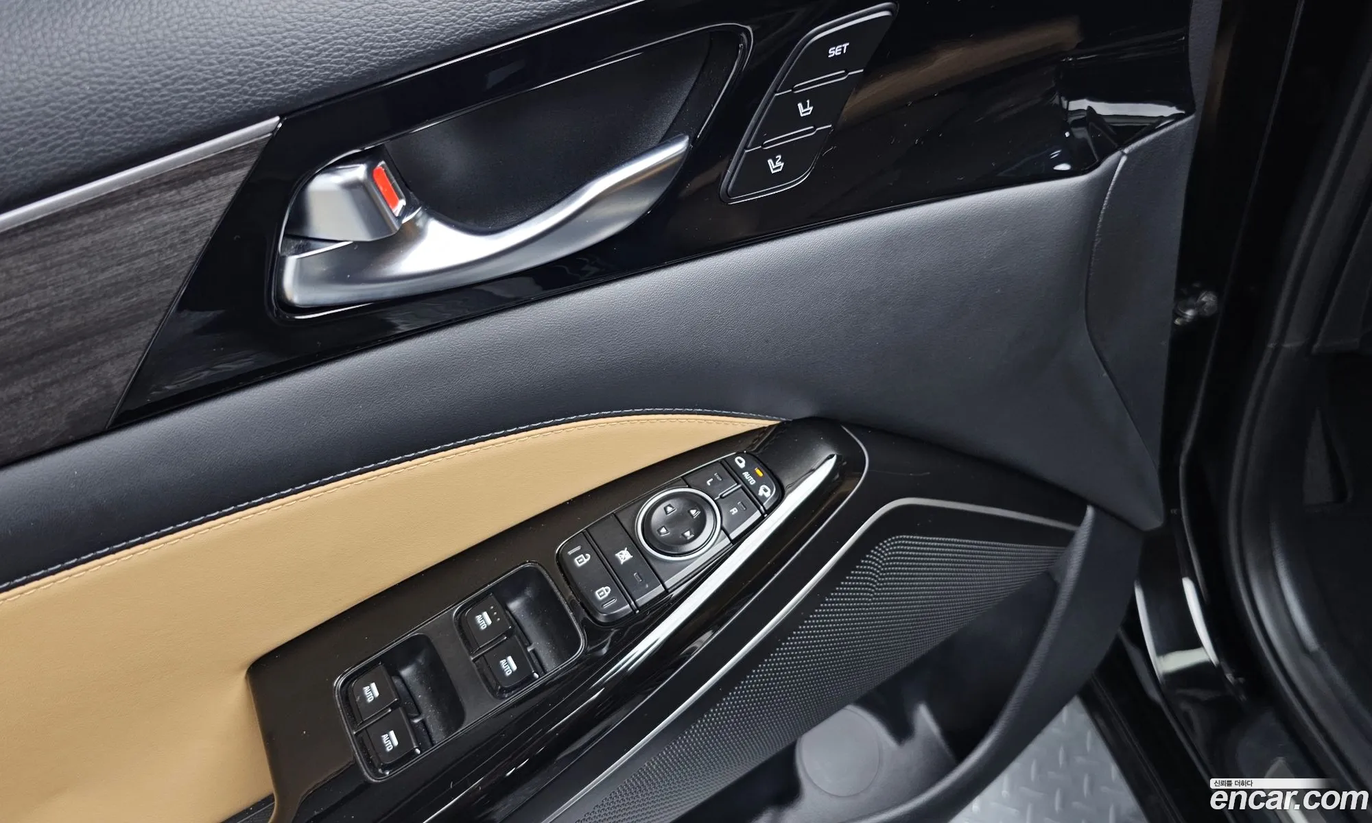 Kia K7 Premier 2019 KNALC41BBLA200146 — 16