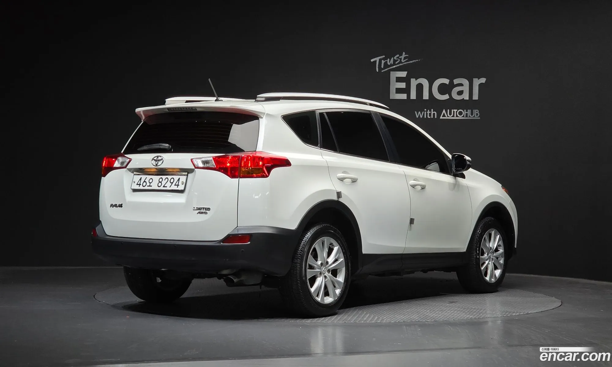 Toyota RAV4 2014 JTMDFREV2ED056076 — 4