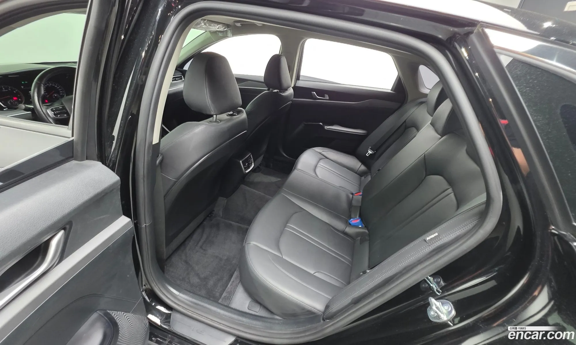 Kia K5 2023 KNAG741BBPA246466 — 5