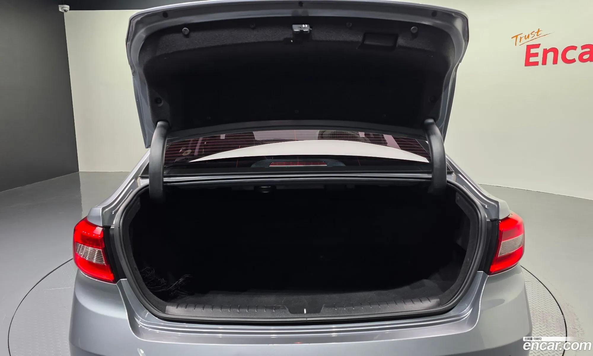 Hyundai LF Sonata 2014 — 15