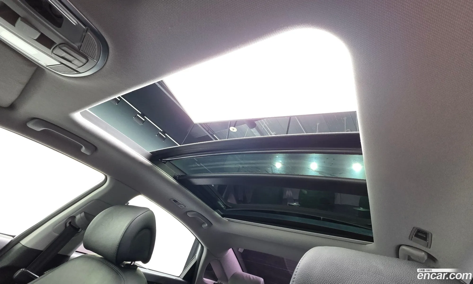 Hyundai LF Sonata 2014 — 31