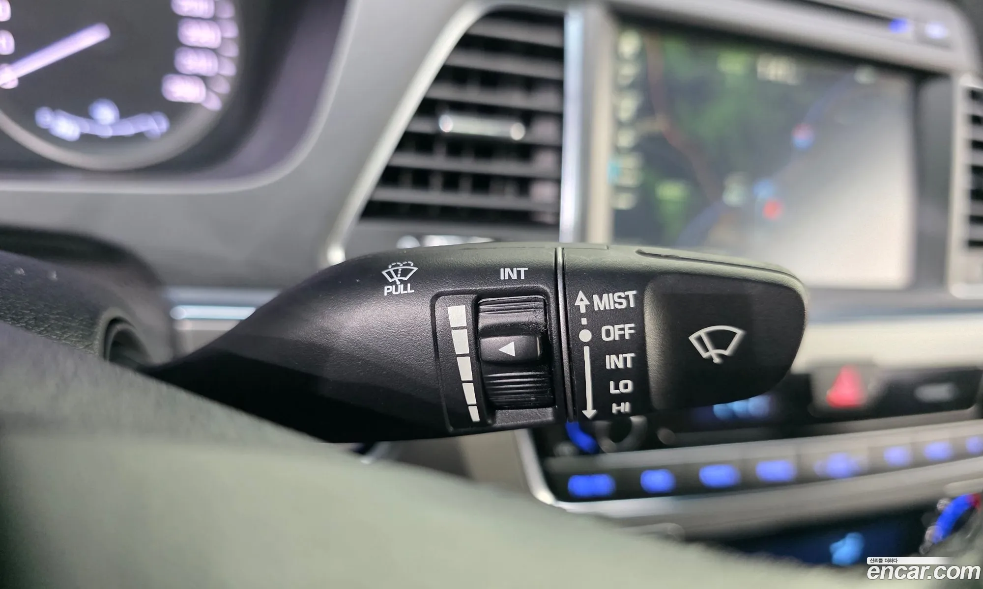 Hyundai LF Sonata 2014 — 6