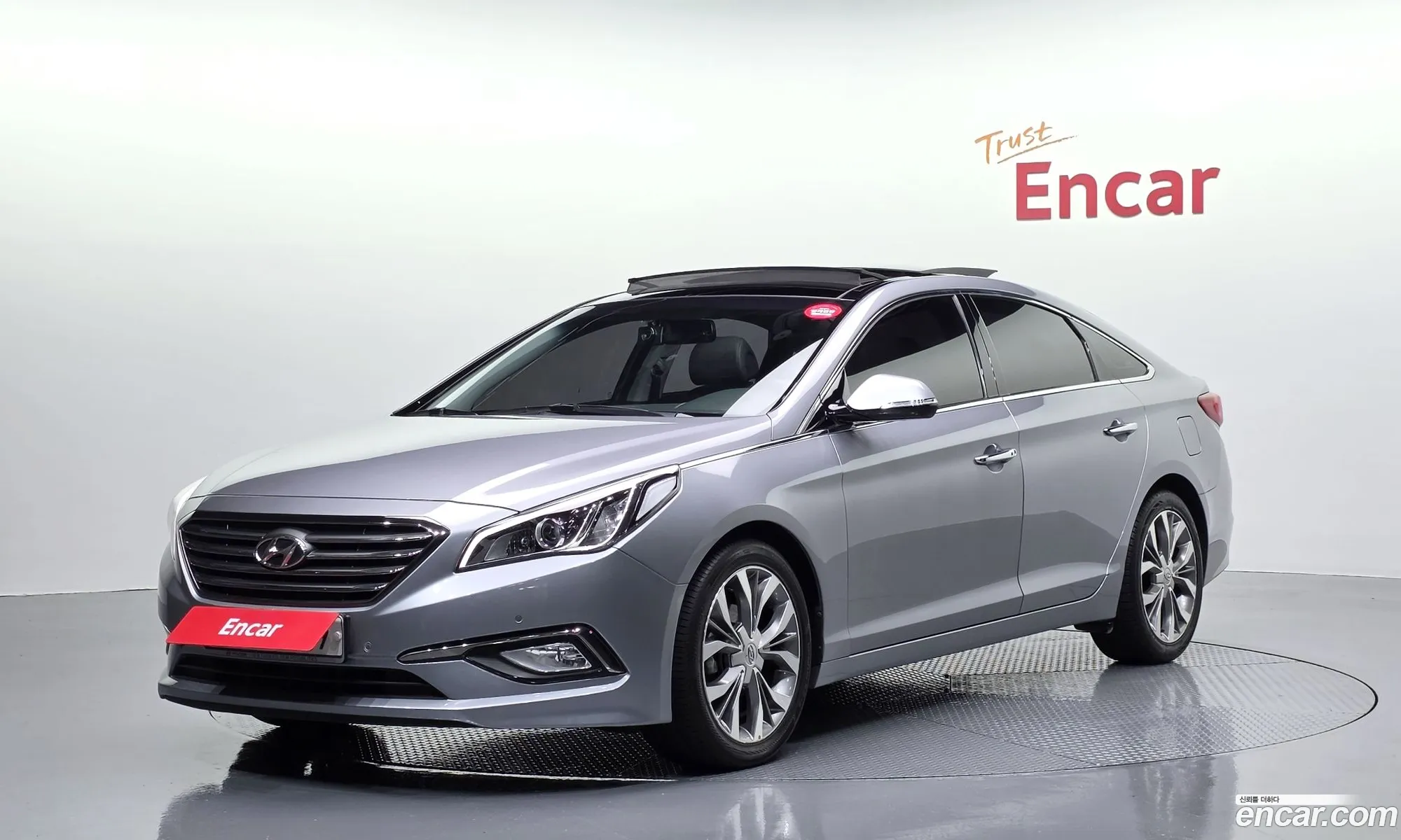 Hyundai LF Sonata 2014 — 29