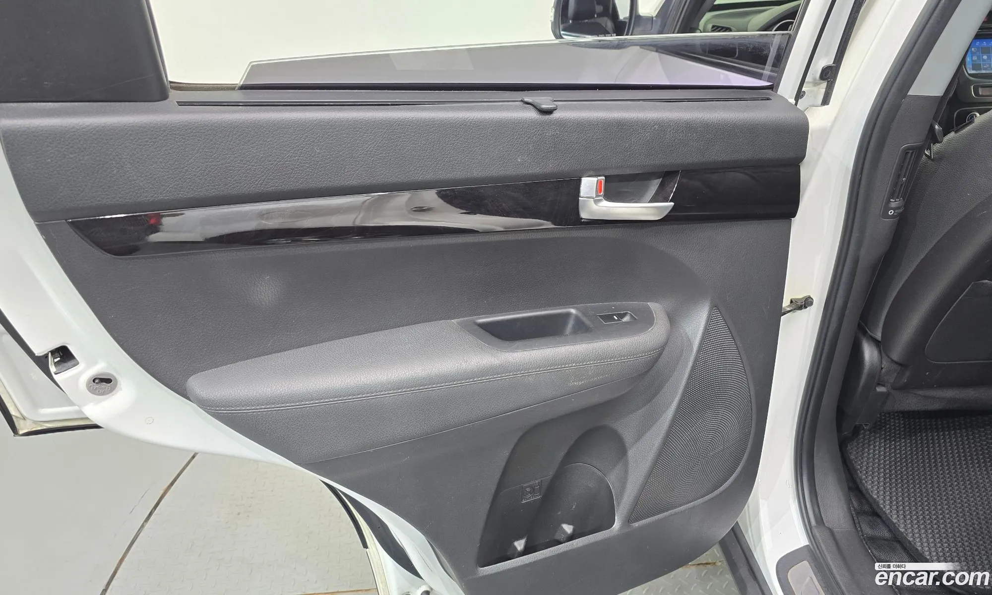 Kia Sorento R 2013 KNAKW815BEA449363 — 8