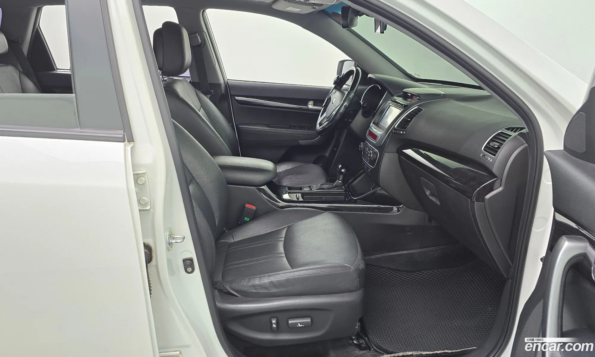 Kia Sorento R 2013 KNAKW815BEA449363 — 3