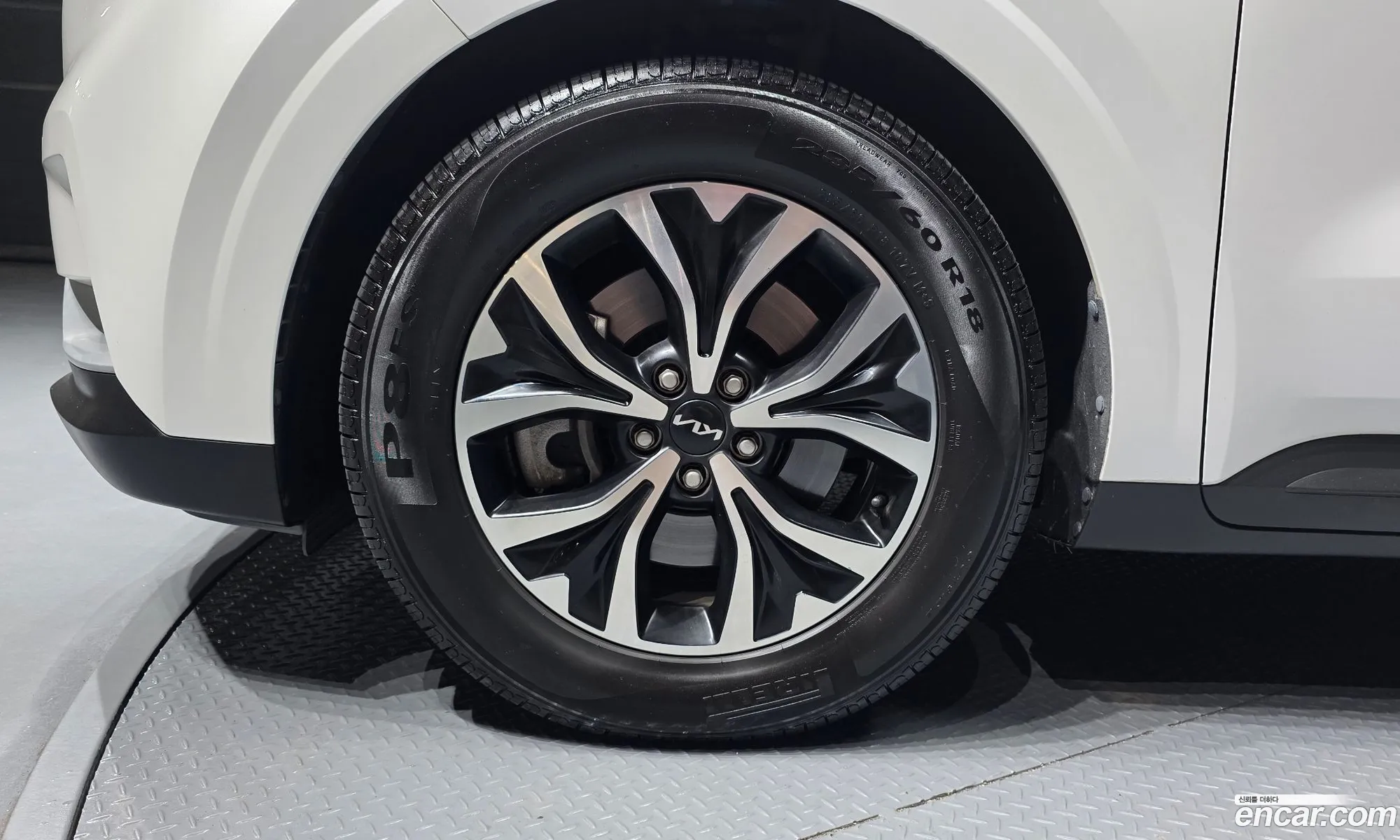 Kia Carnival 2021 — 16