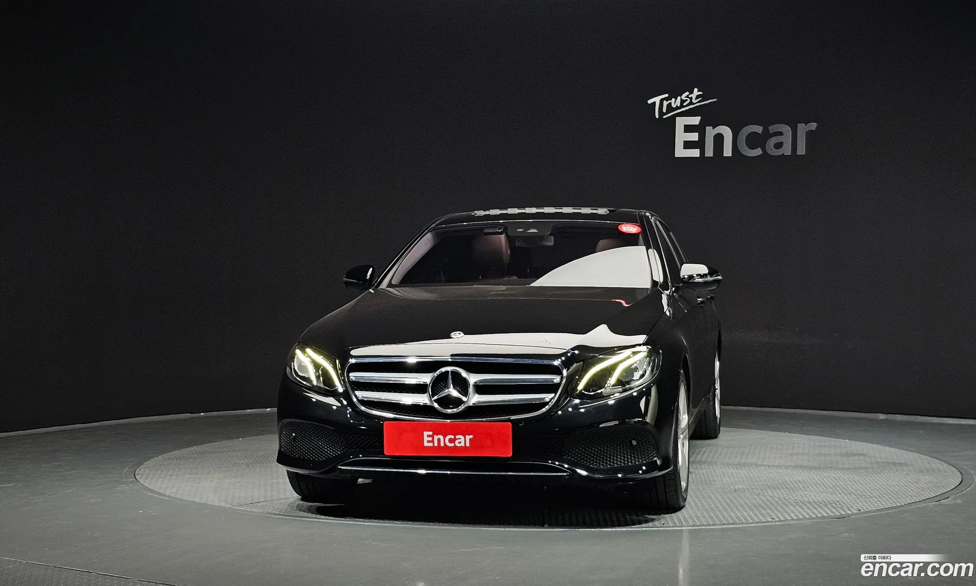 Mercedes-Benz E-Class W213 2017 WDDZF4CBXHA284100 — 5