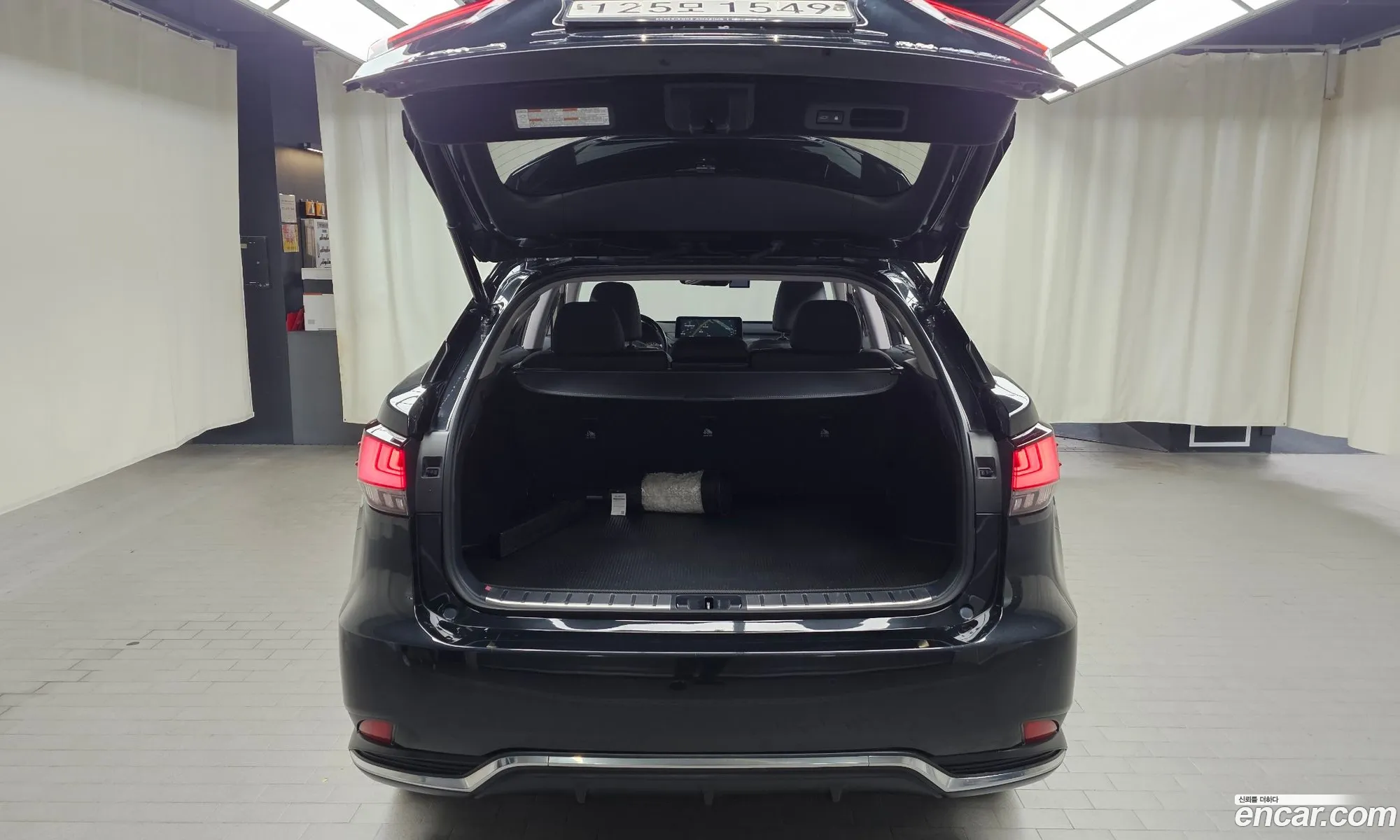 Lexus RX450h 2021 JTJBGMCAXM2073478 — 11