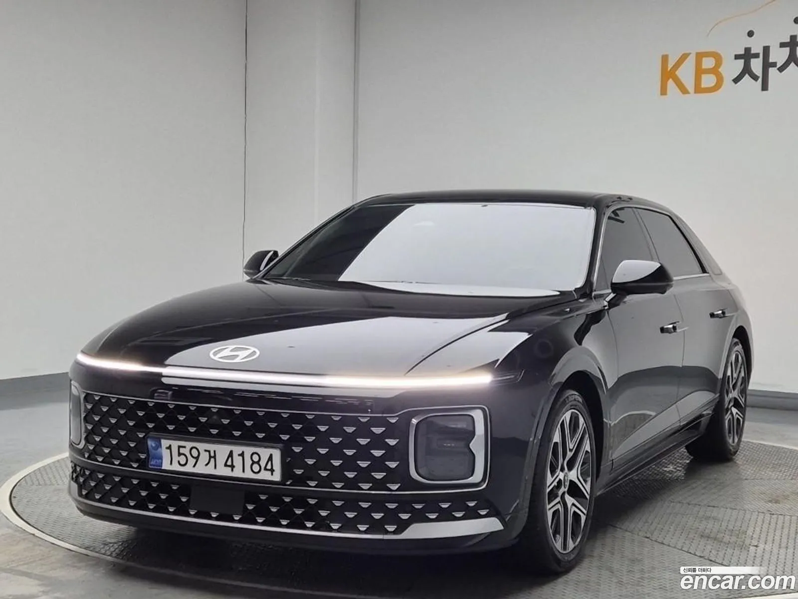 Hyundai Grandeur Hybrid 2023 — 4