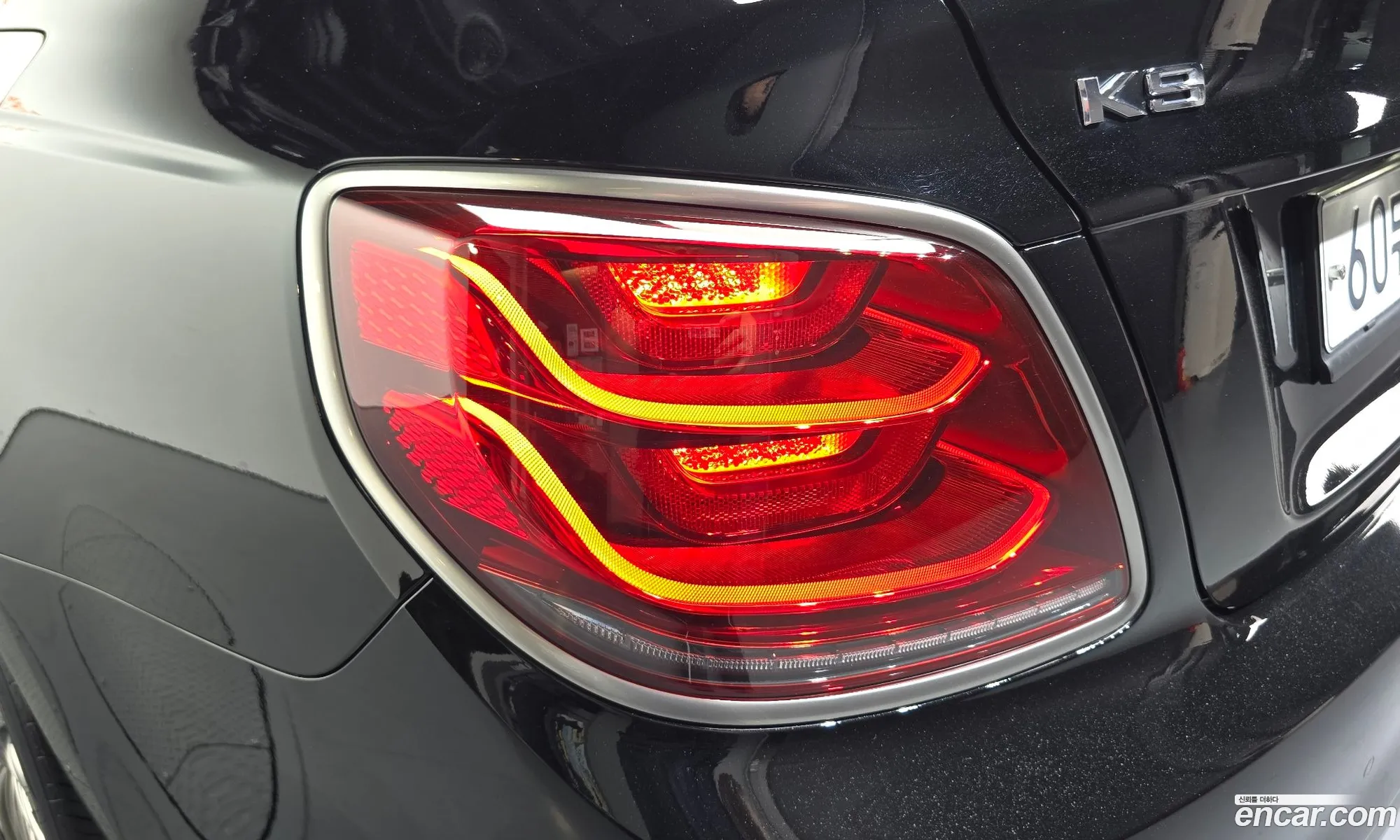 Kia The K9 2018 KNAS2418DKS000944 — 7