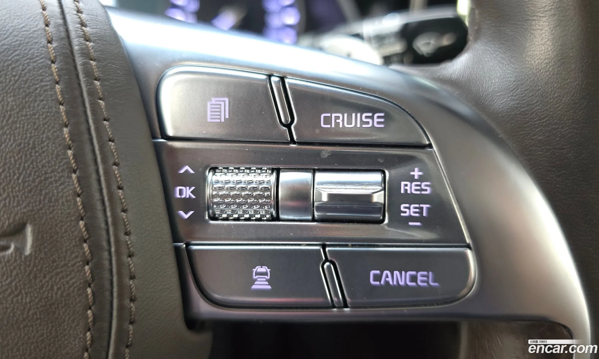 Kia The K9 2018 KNAS2418DKS000944 — 36
