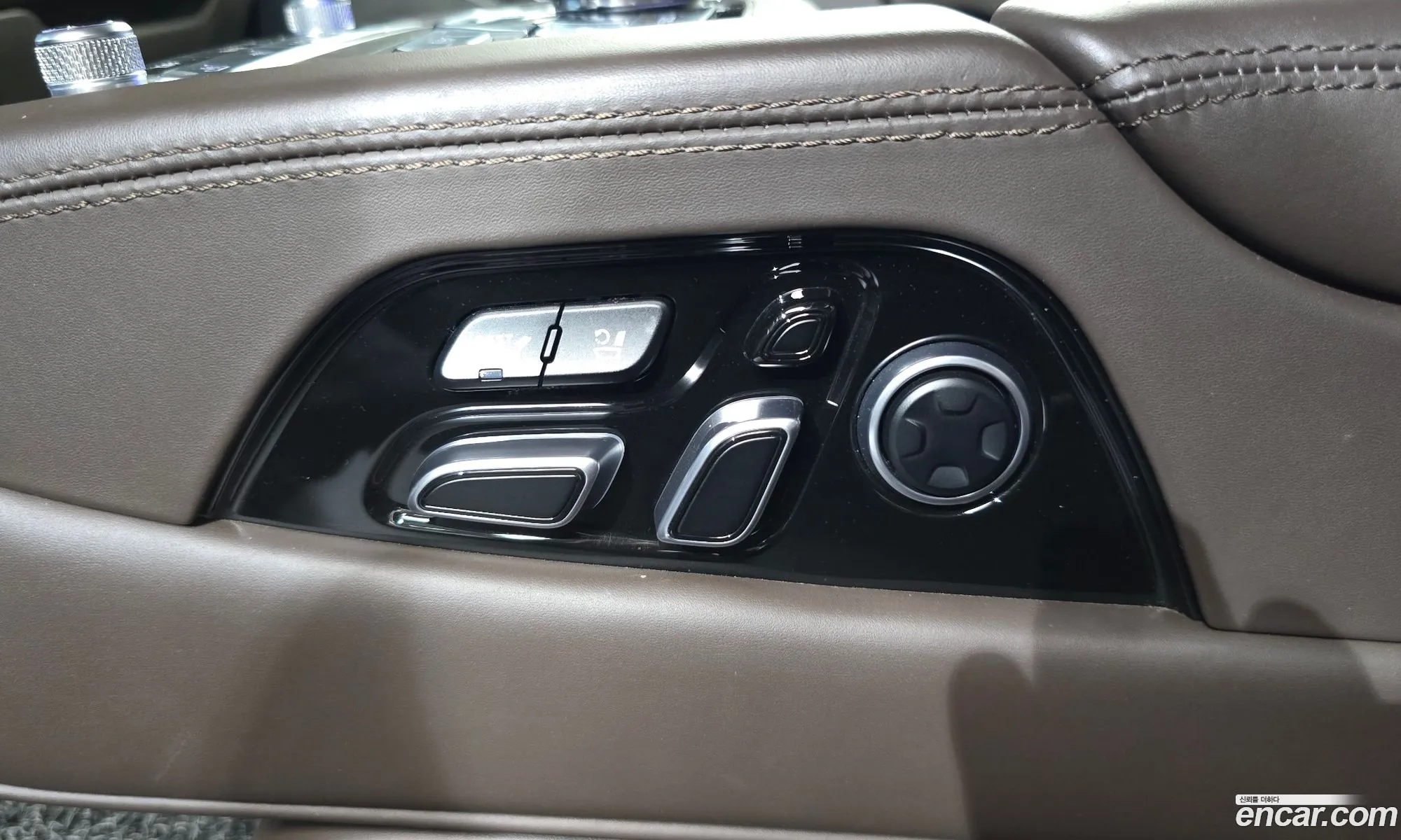 Kia The K9 2018 KNAS2418DKS000944 — 15