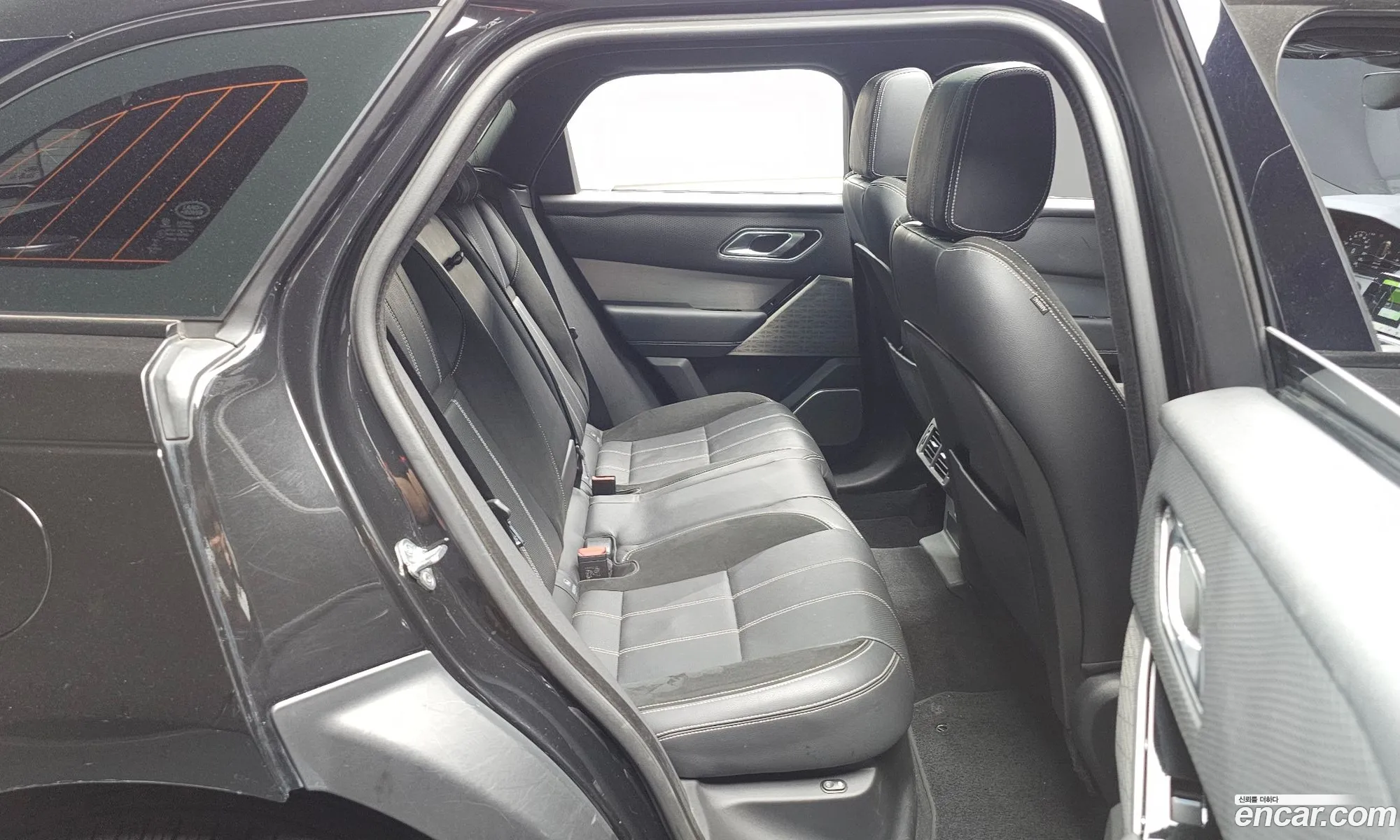 Land Rover Range Rover Velar 2017 — 3
