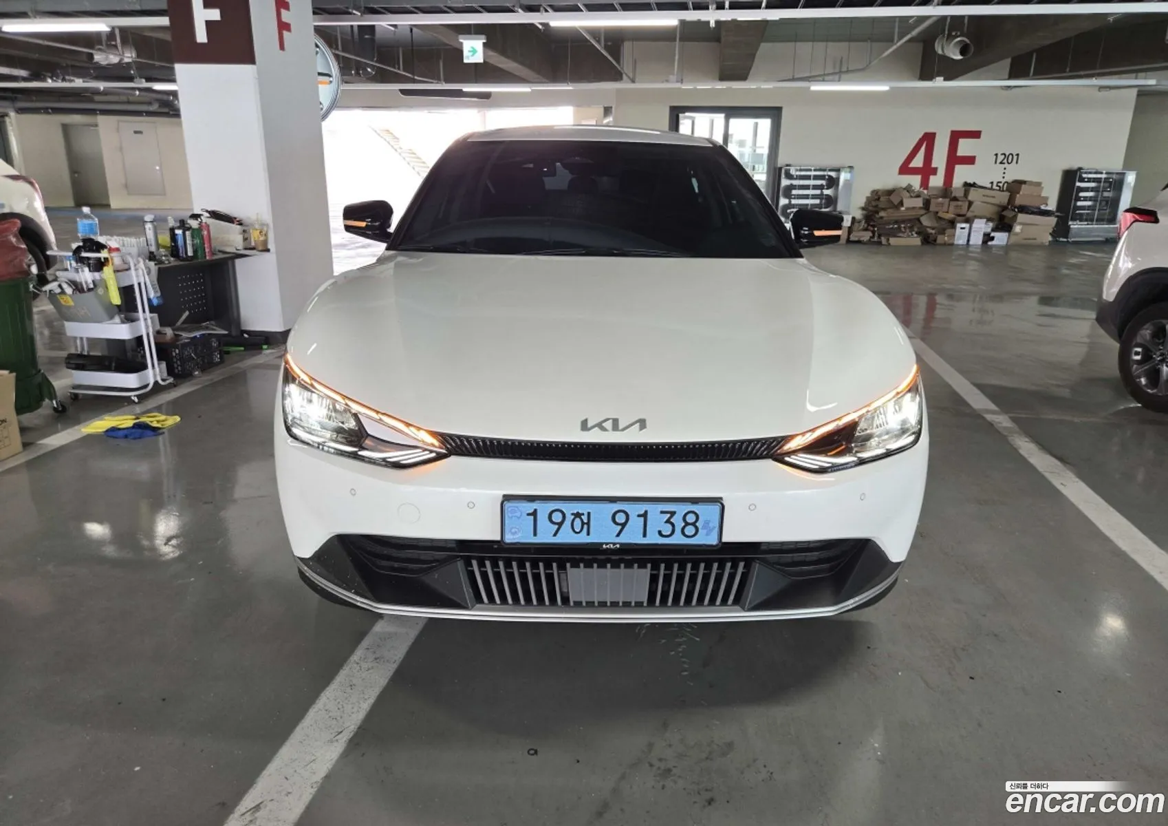 Kia EV6 2022 — 4