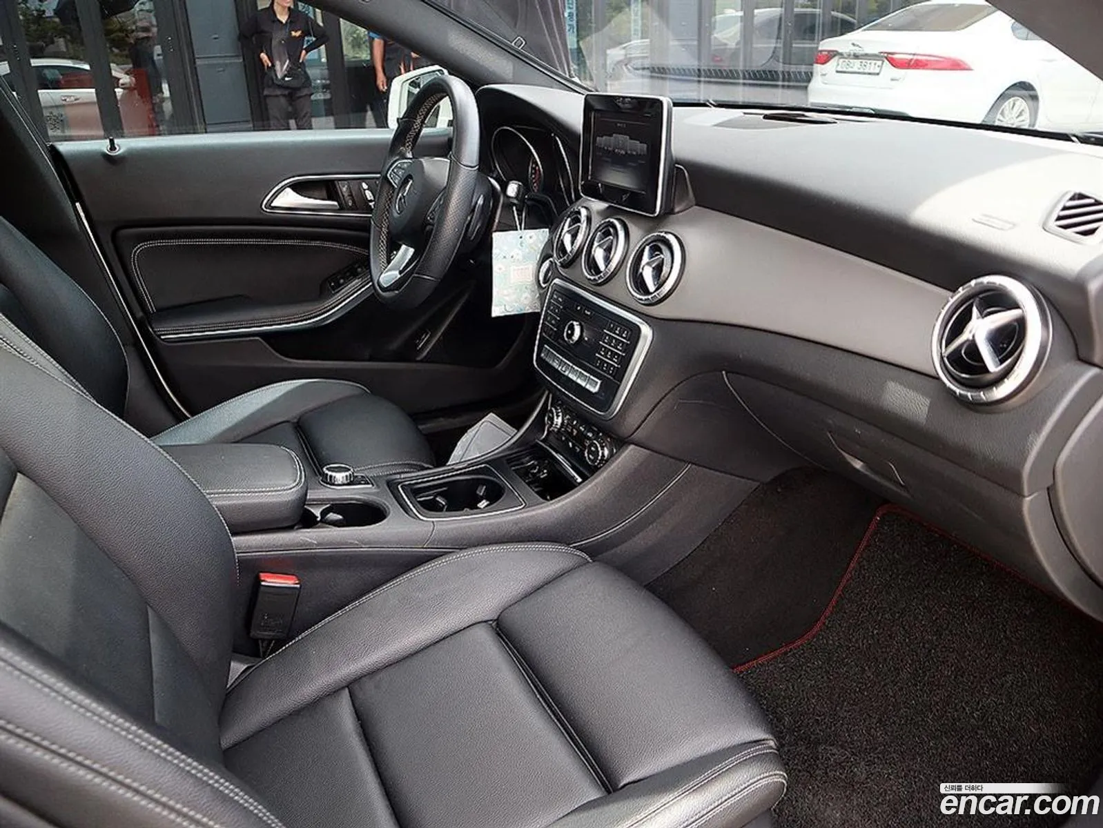 Mercedes-Benz CLA-Class C117 2017 — 10