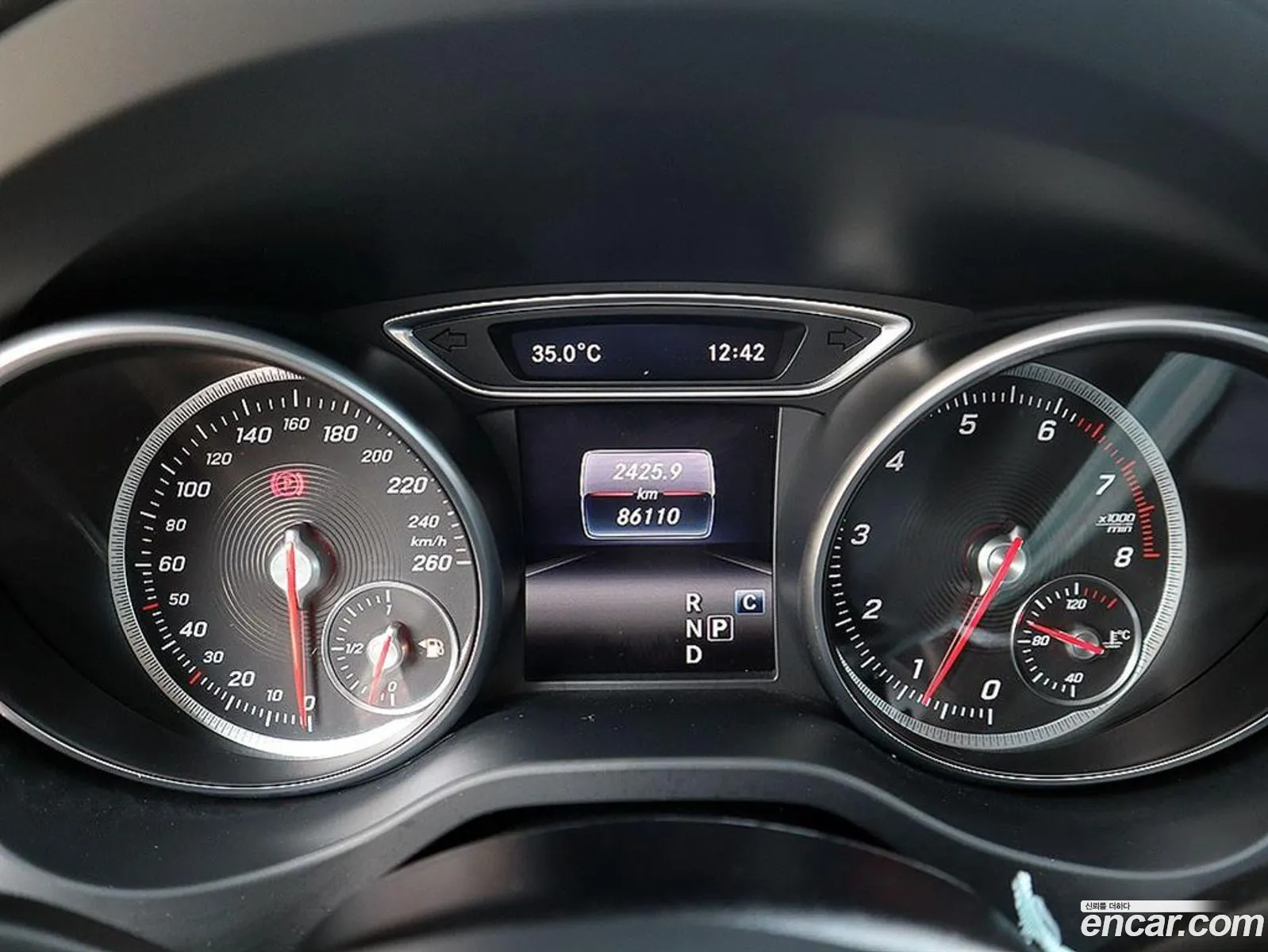 Mercedes-Benz CLA-Class C117 2017 — 19